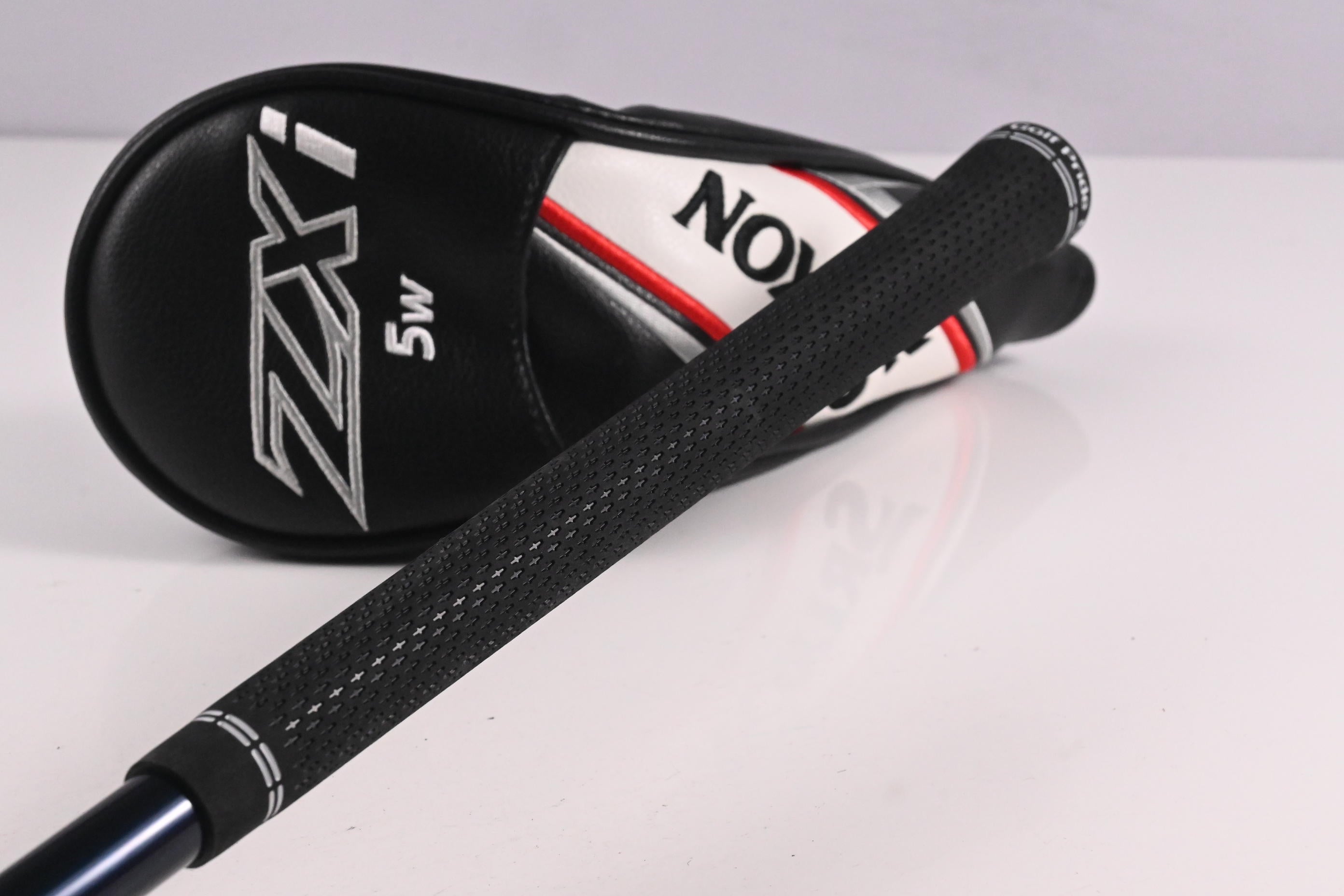 Srixon ZXi #5 Wood / 18 Degree / Regular Flex Fujikura Ventus TR Blue 6 Shaft