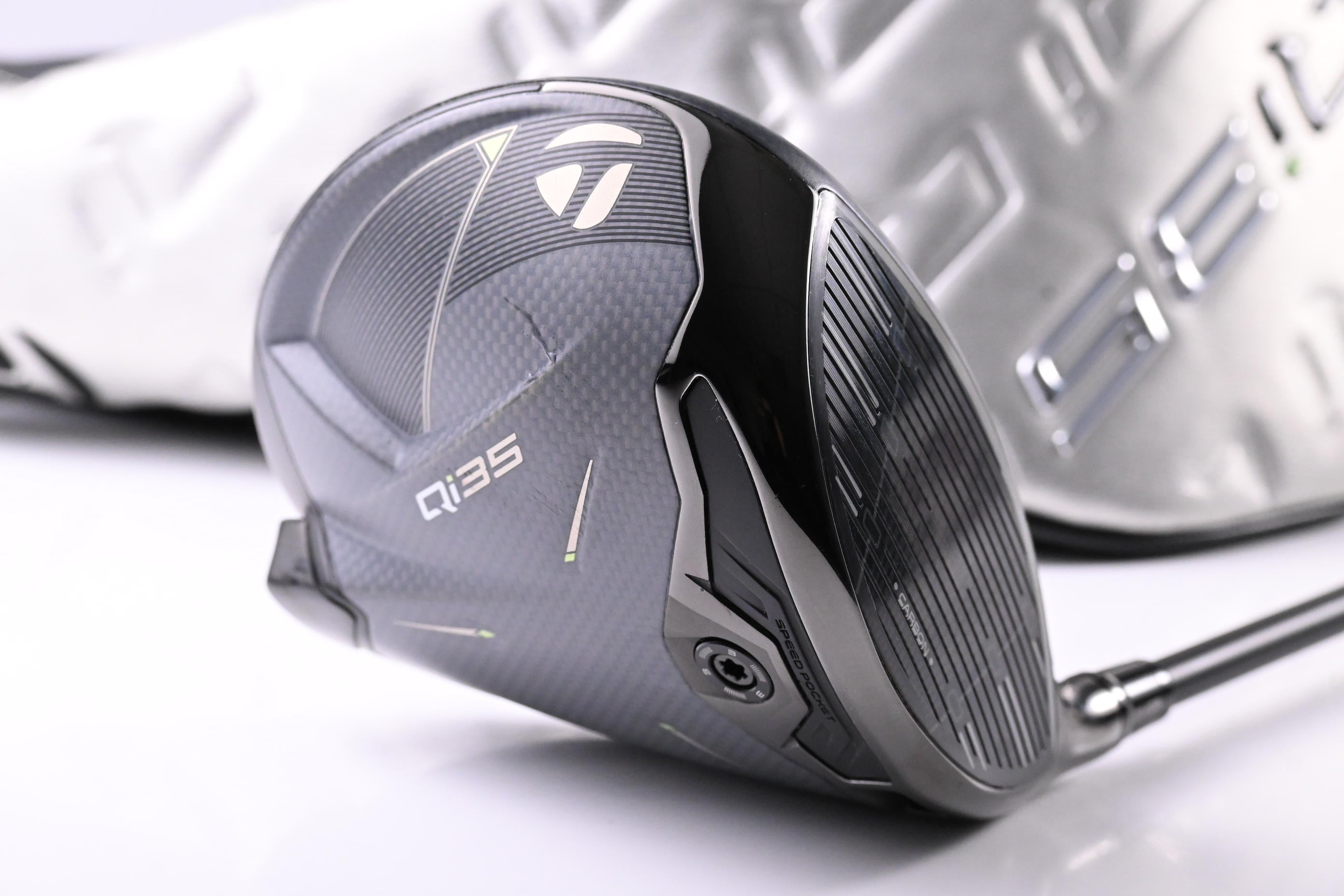 Taylormade Qi35 Driver / 9 Degree / Regular Flex Fujikura Air Speeder 50 Shaft