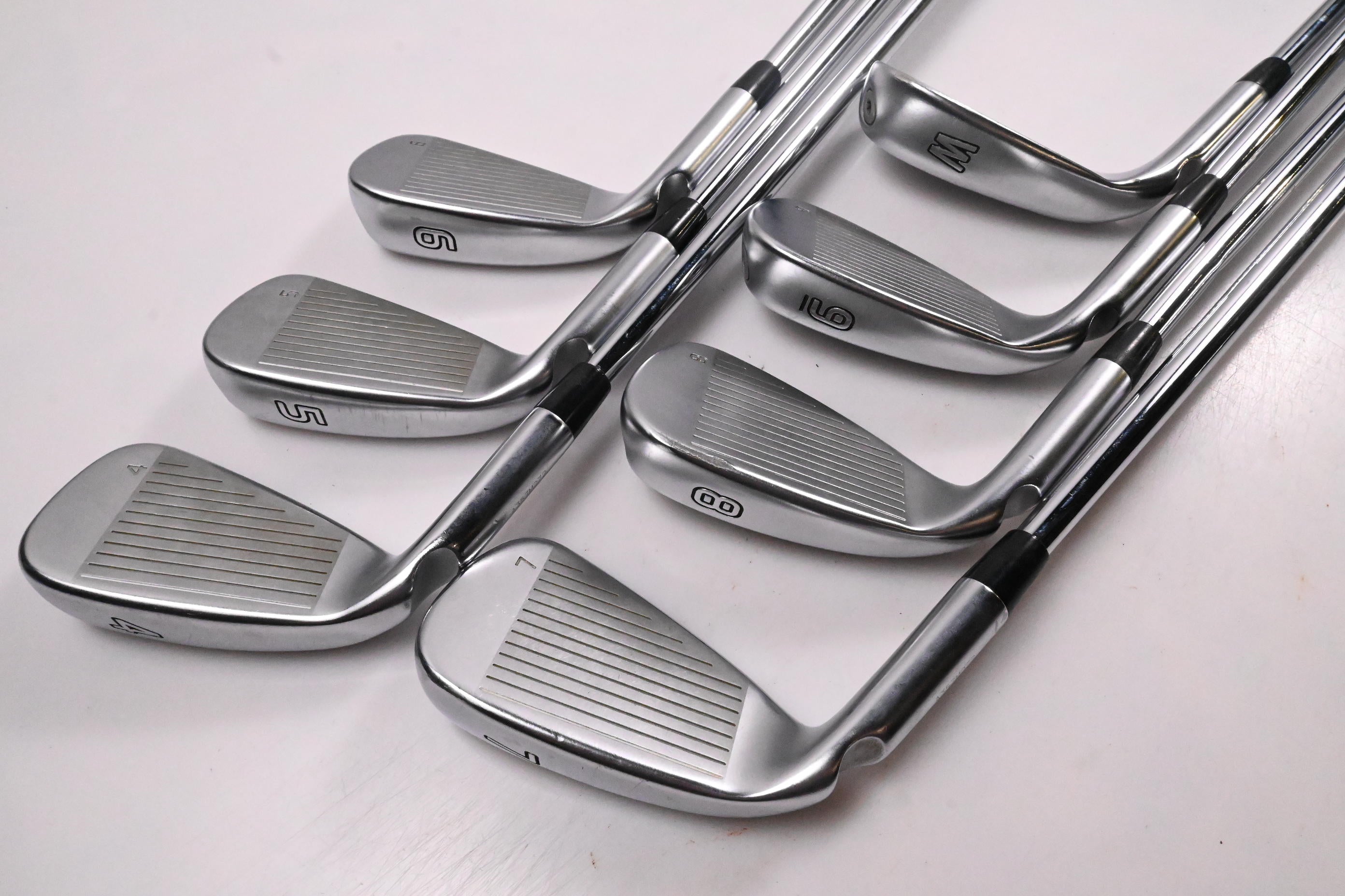 Ping G425 Irons / 4-PW / Green Dot / Regular Flex Ping AWT Shafts