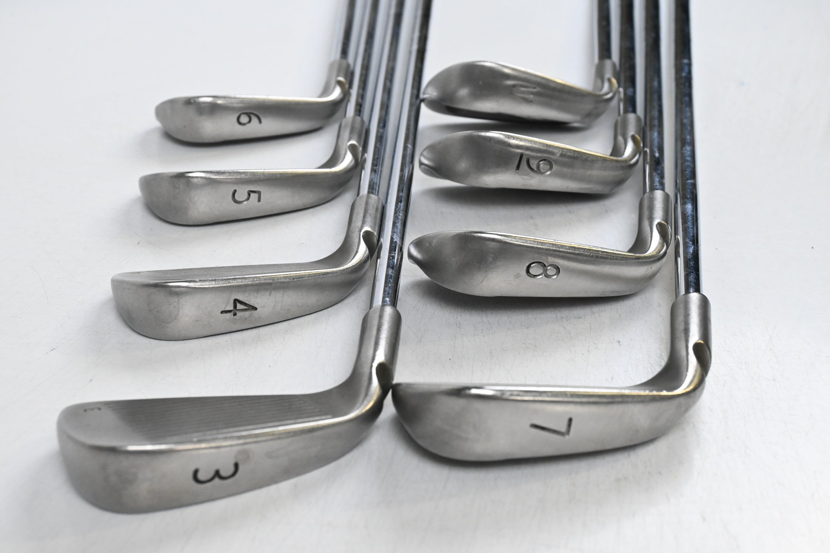 Ping i10 Irons / 3-PW / Black Dot / Regular Flex Ping AWT Shafts