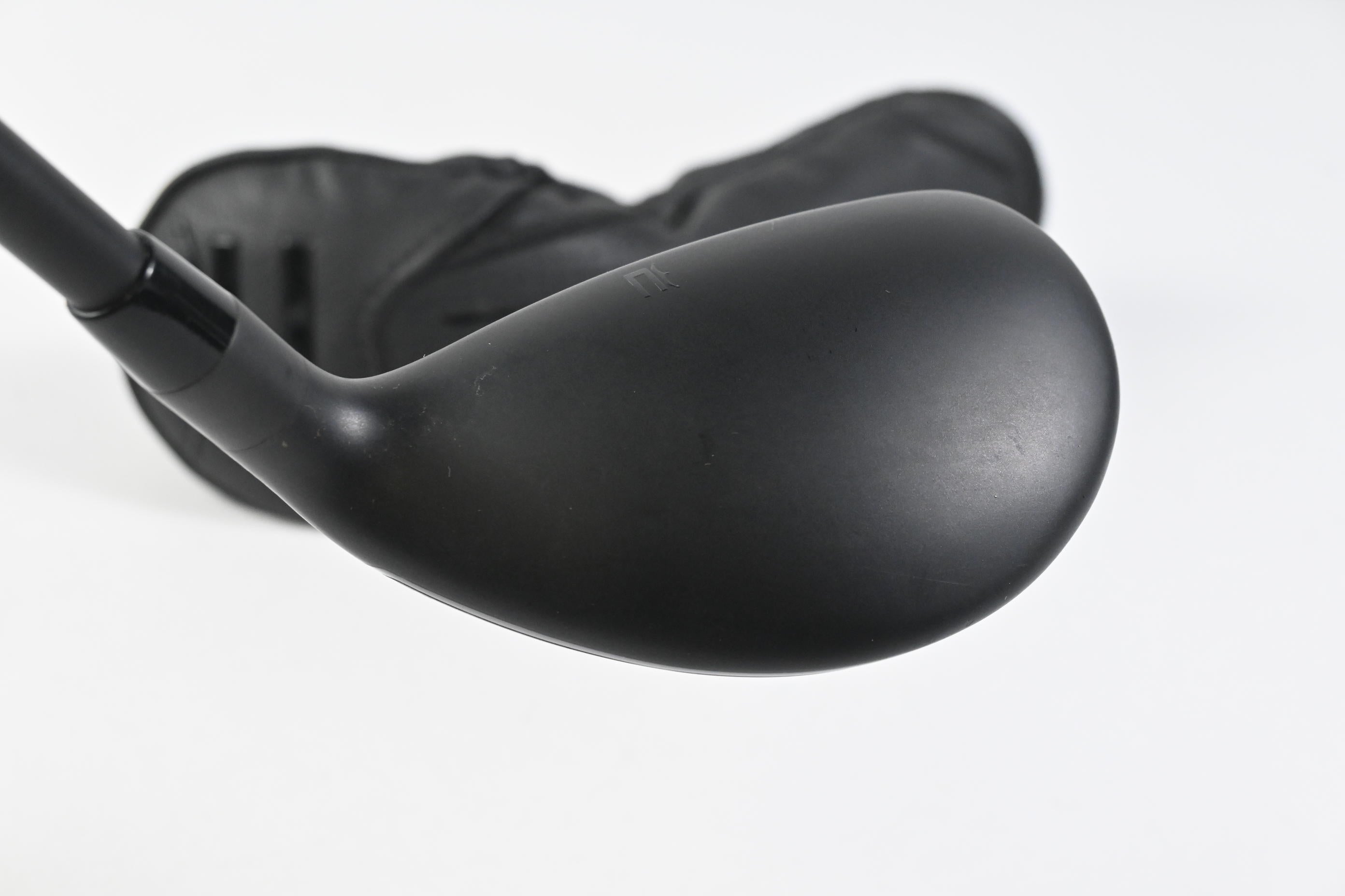 Cobra Darkspeed #4 Hybrid / 21 Degree / Stiff Flex KBS PGI 85 Shaft