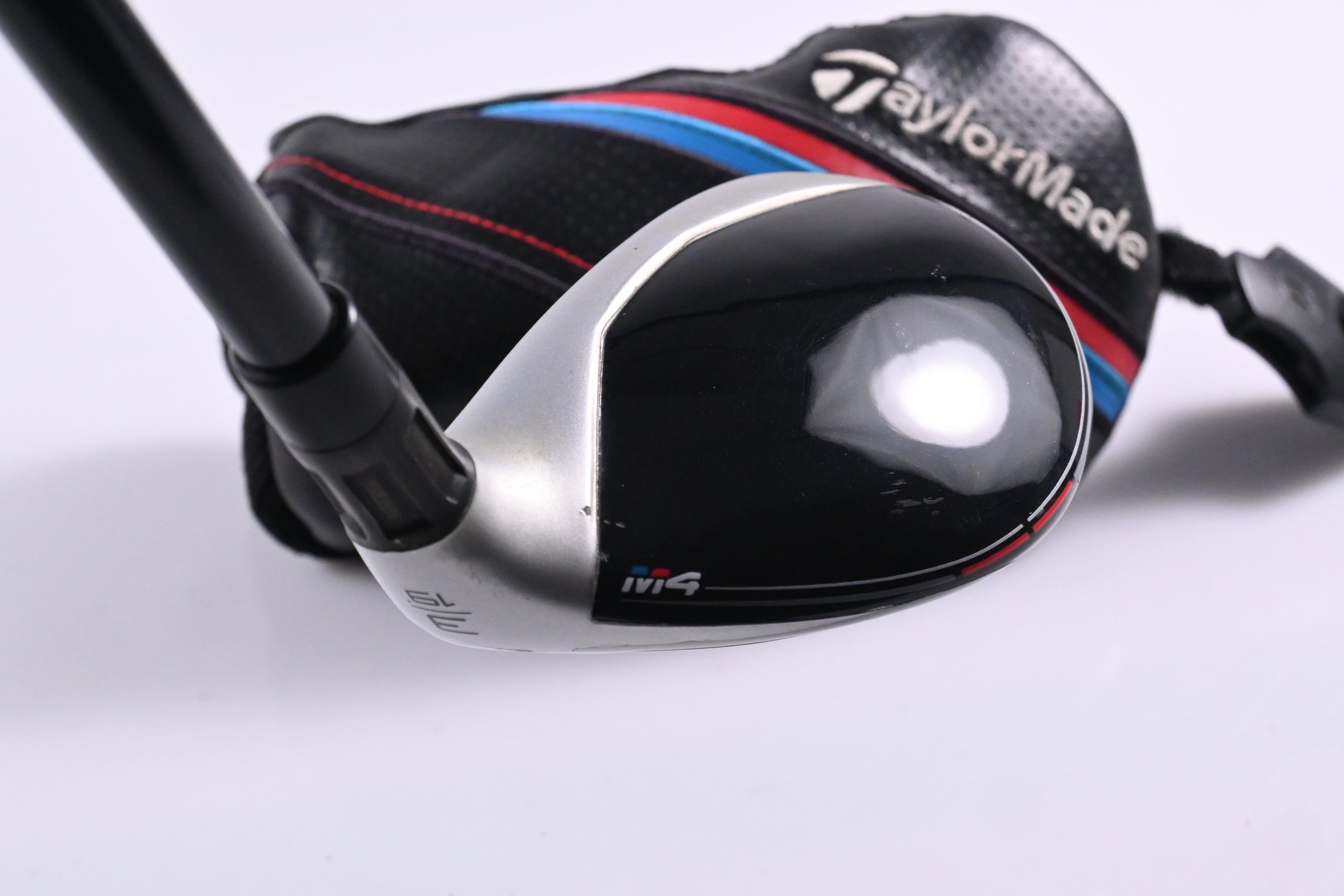 Taylormade M4 #3 Hybrid / 19 Degree / Regular Flex Fujikura Atmos Red 6 Shaft