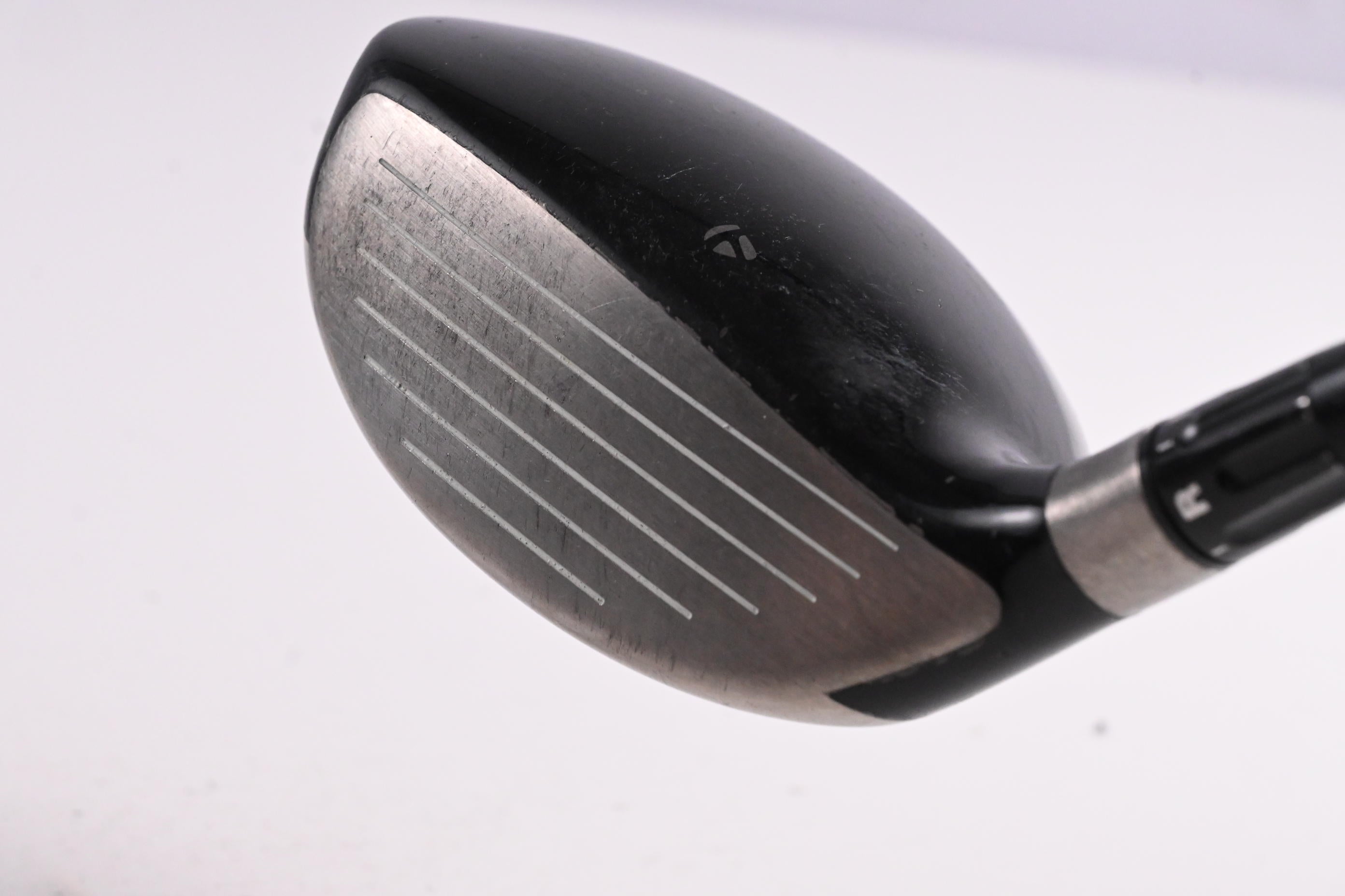Ladies Taylormade R9 #5 Wood / 18 Degree / Ladies Flex Reax 40 Shaft