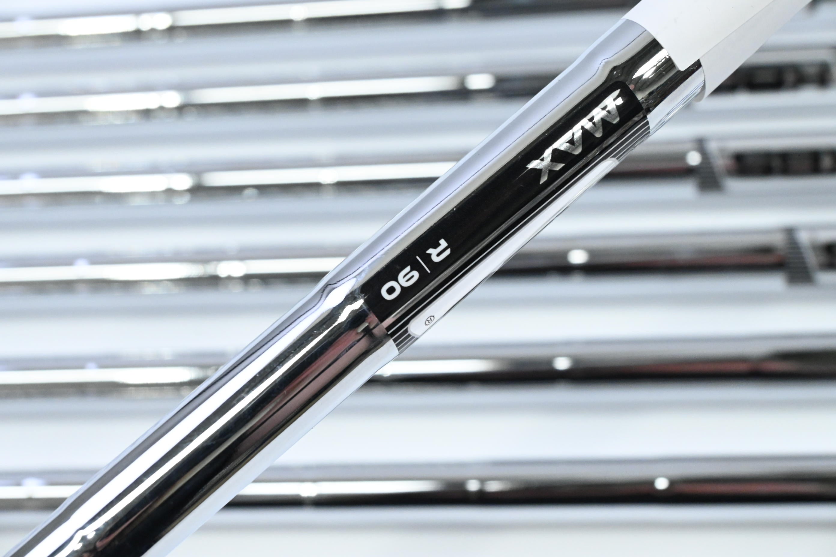 Callaway Quantum Max Irons / 4-PW / Regular Flex KBS Max 90 Shafts