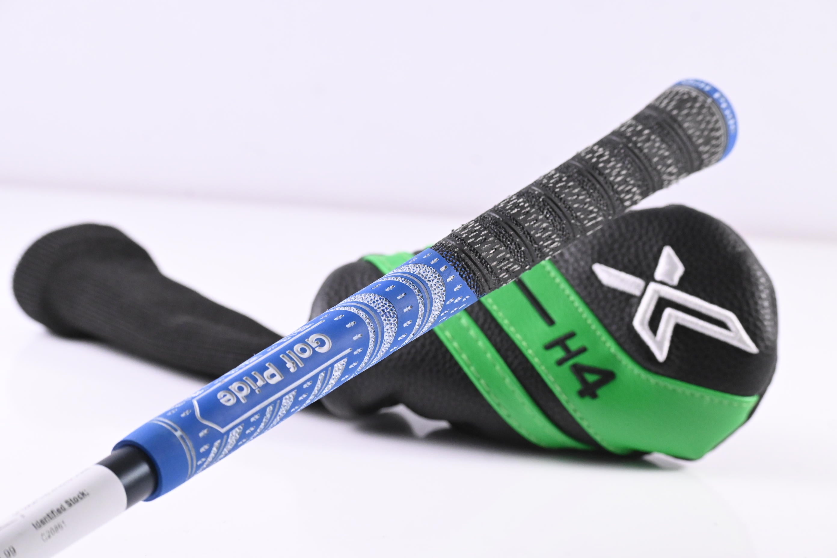 XXIO X 2022 #4 Hybrid / 22 Degree / Stiff Flex Miyazaki AX-II 55 Shaft