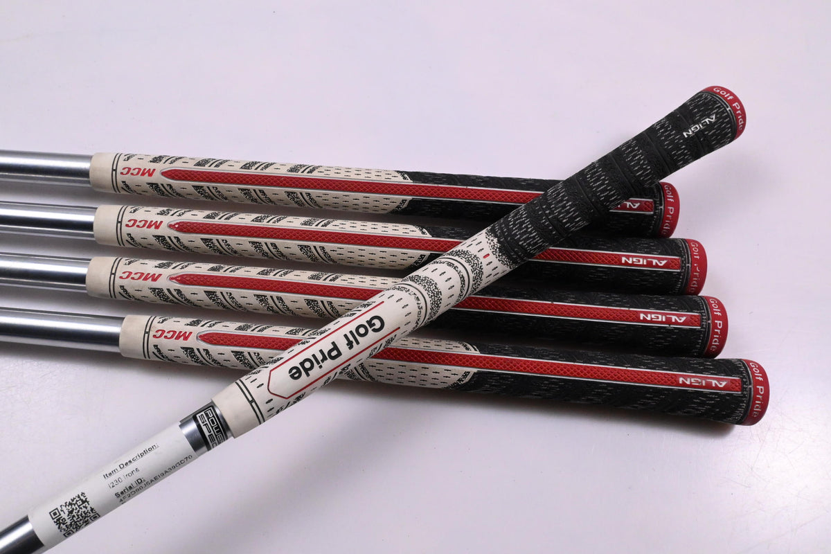 Ping i230 Irons / 6-PW / Blue Dot / Regular Flex Project X IO 105 Shafts