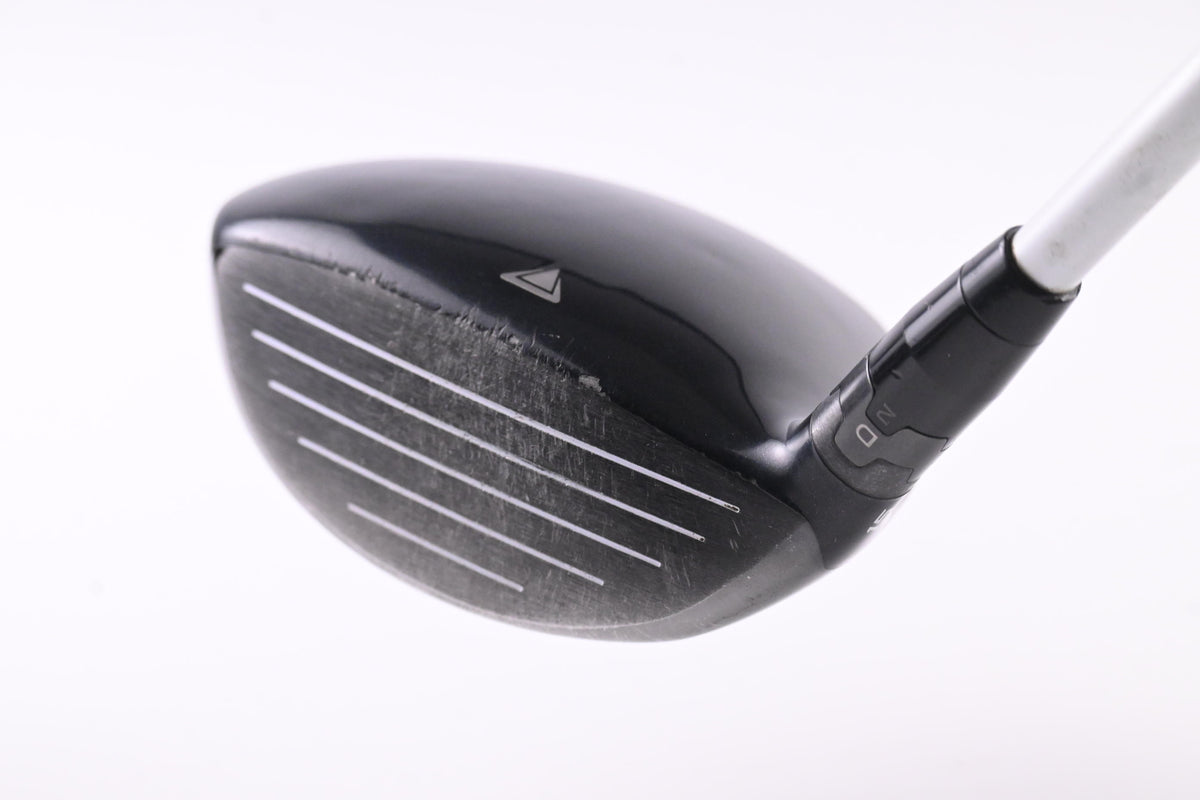 Titleist 915 F #3 Wood / 15 Degree / Regular Flex Aldila Rogue White 80 Shaft