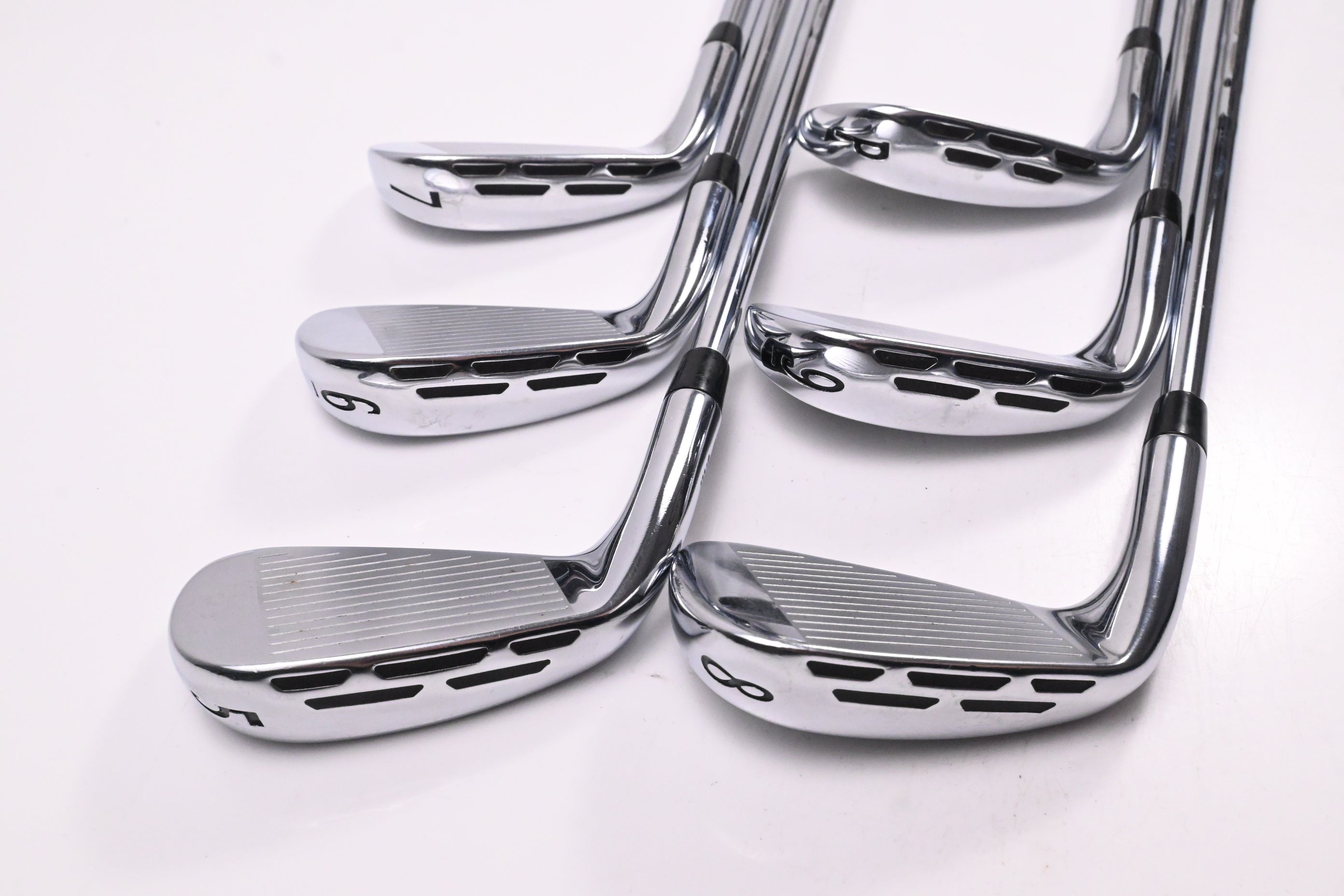 Wilson D7 Forged Irons / 5-PW / Regular Flex KBS $-Taper Lite 95 Shafts