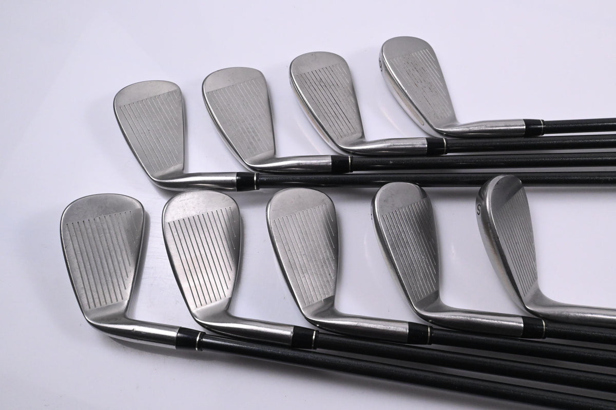 Taylormade 360 Series Irons / 4-PW+SW / Regular Flex Taylormade Shafts