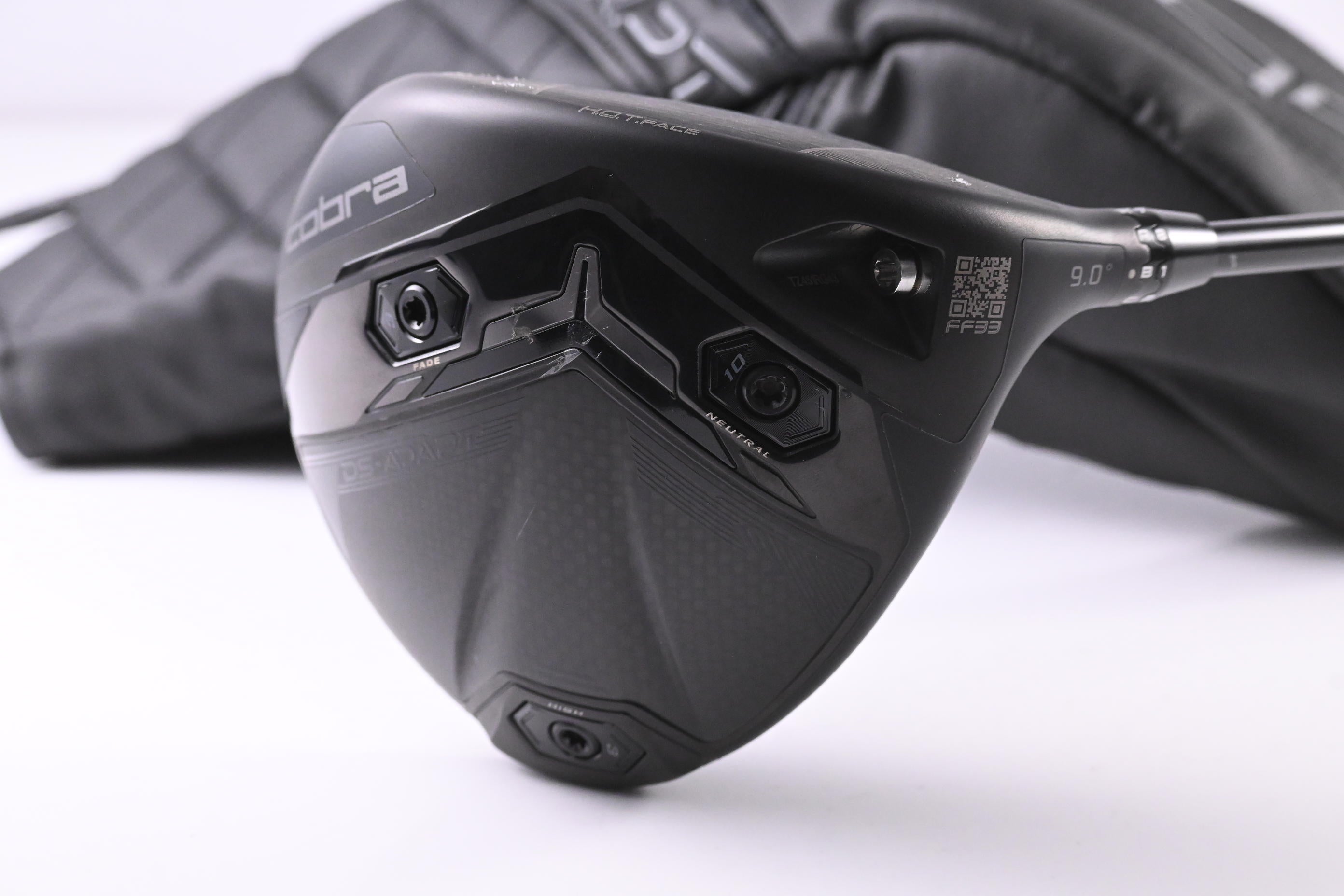Cobra DS-Adapt LS Driver / 9 Degree / Stiff Flex Denali Black 60 Shaft