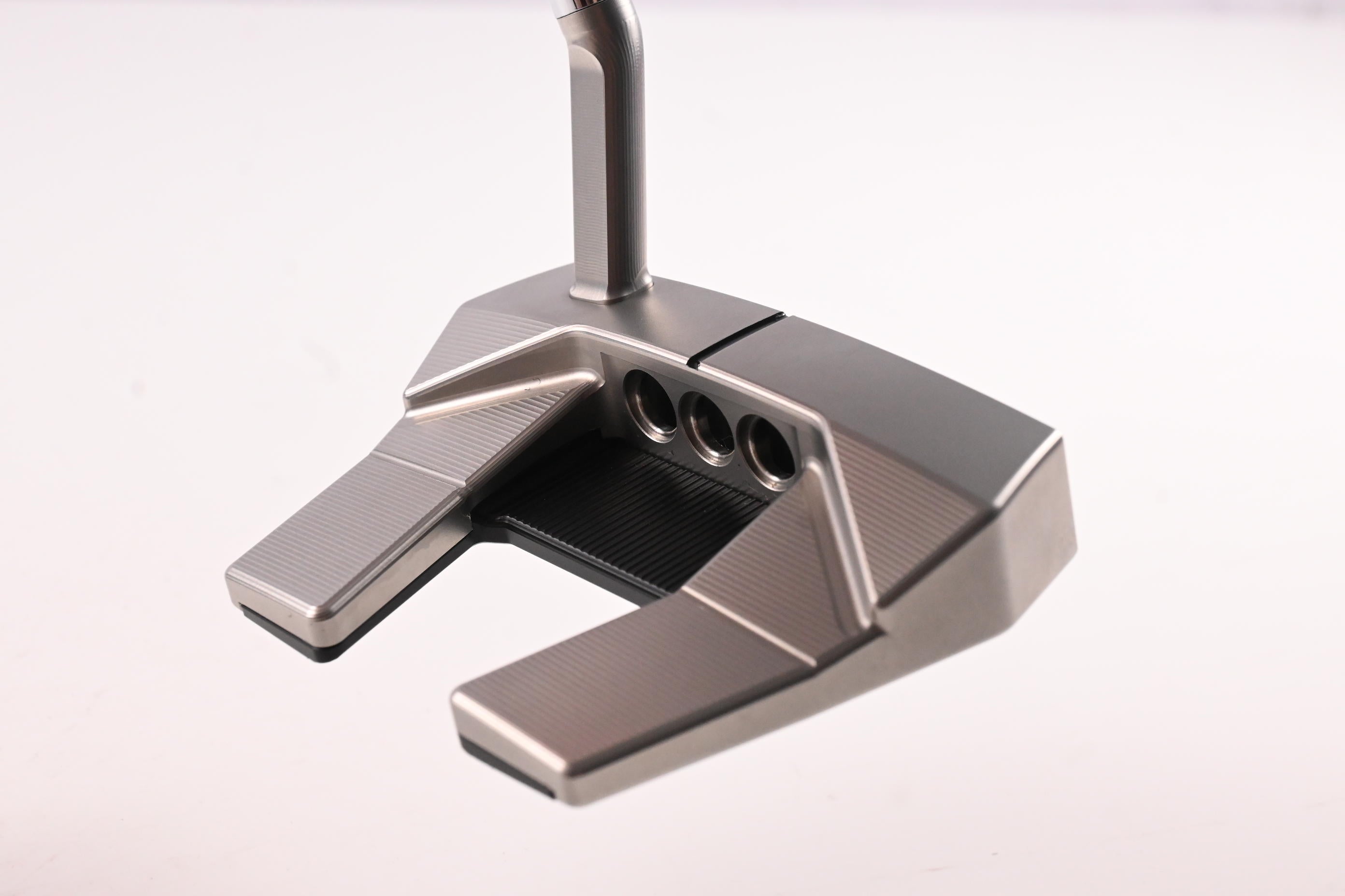 Scotty Cameron 2026 Phantom 5.5 Putter / 34 Inch