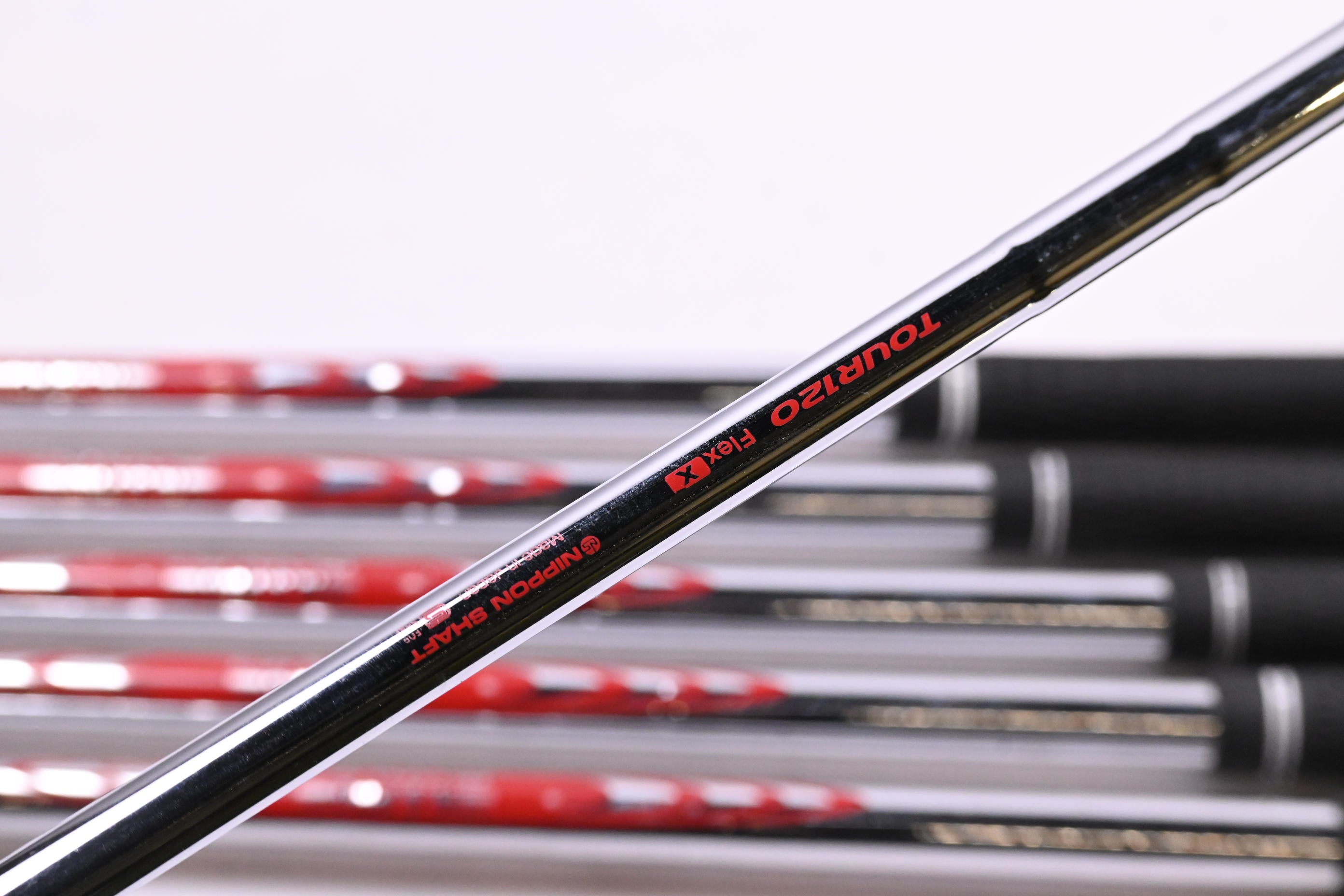 Wilson Staff Model CB 2019 Irons / 3-8i / X-Flex N.S.Pro Modus³ Tour 120 Shafts