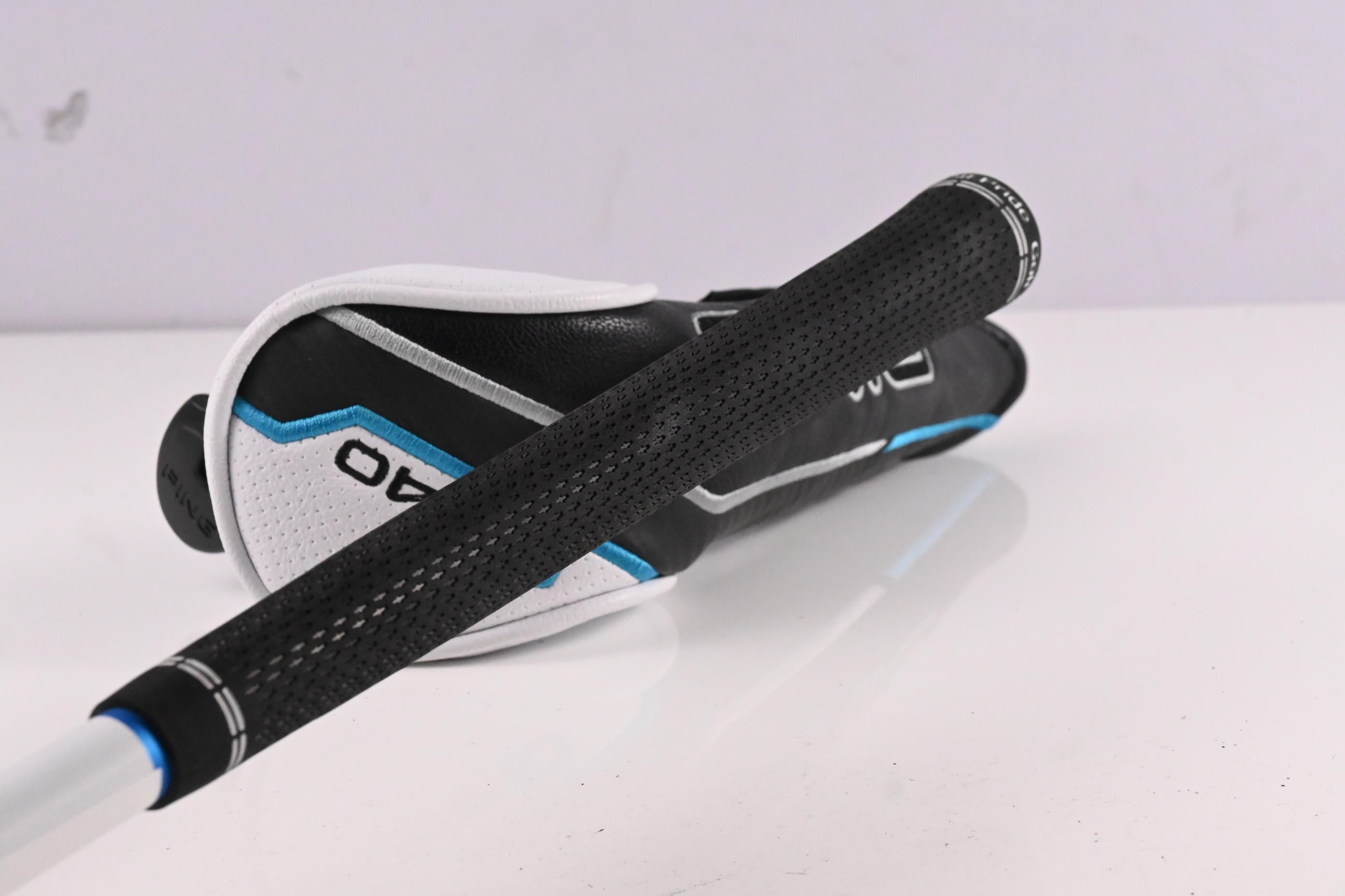Ping G440 #4 Hybrid / 23 Degree / Stiff Flex Ping Alta CB Blue 70 Shaft