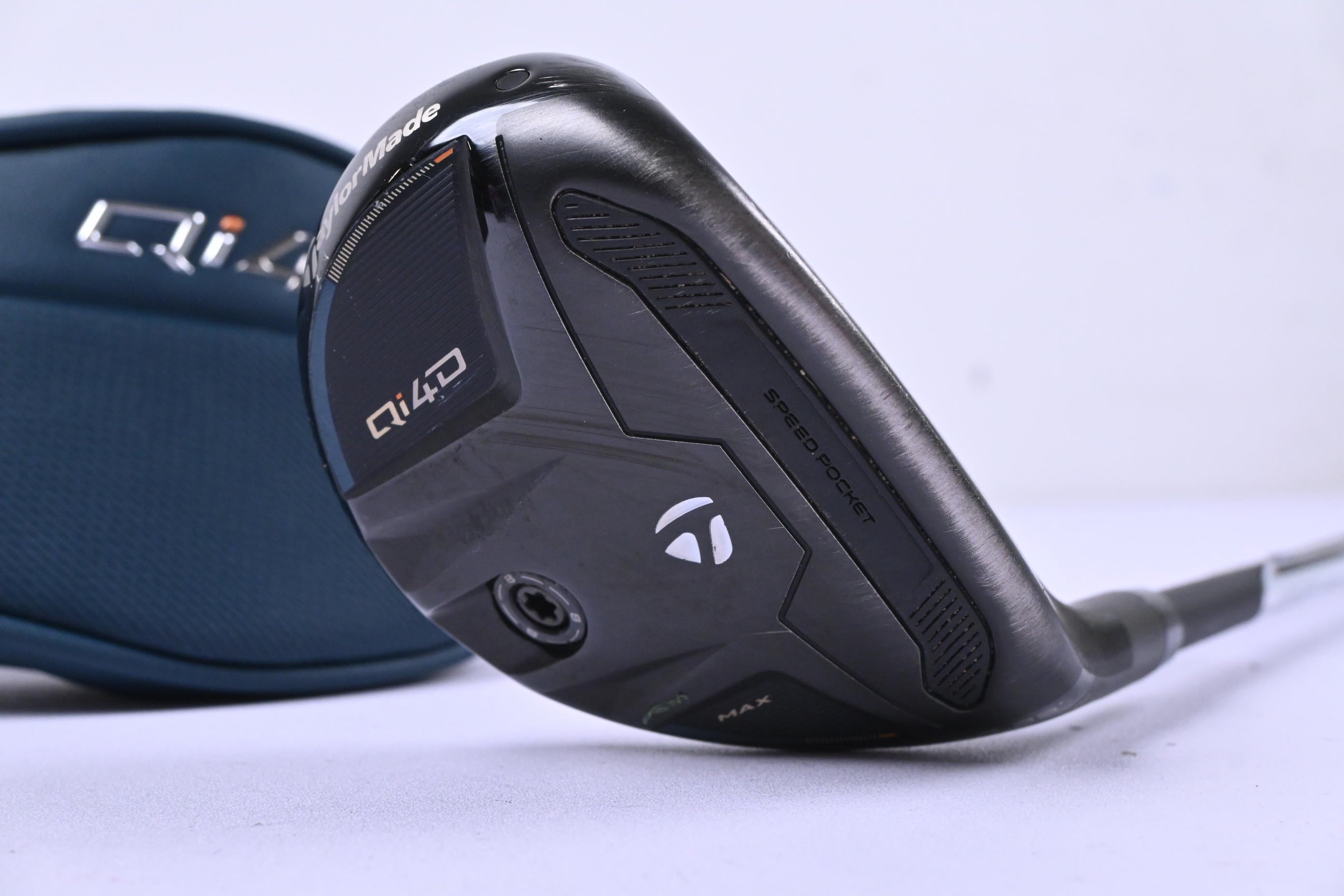 Taylormade Qi4D Max #4 Hybrid / 23 Degree / Regular Flex KBS REAX 50 Shaft