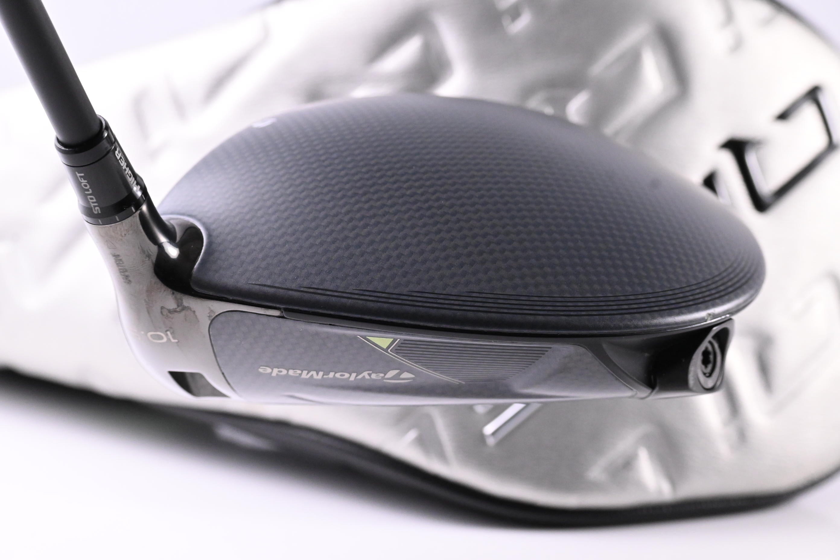 Taylormade Qi35 Driver / 9 Degree / Regular Flex Fujikura Air Speeder 50 Shaft