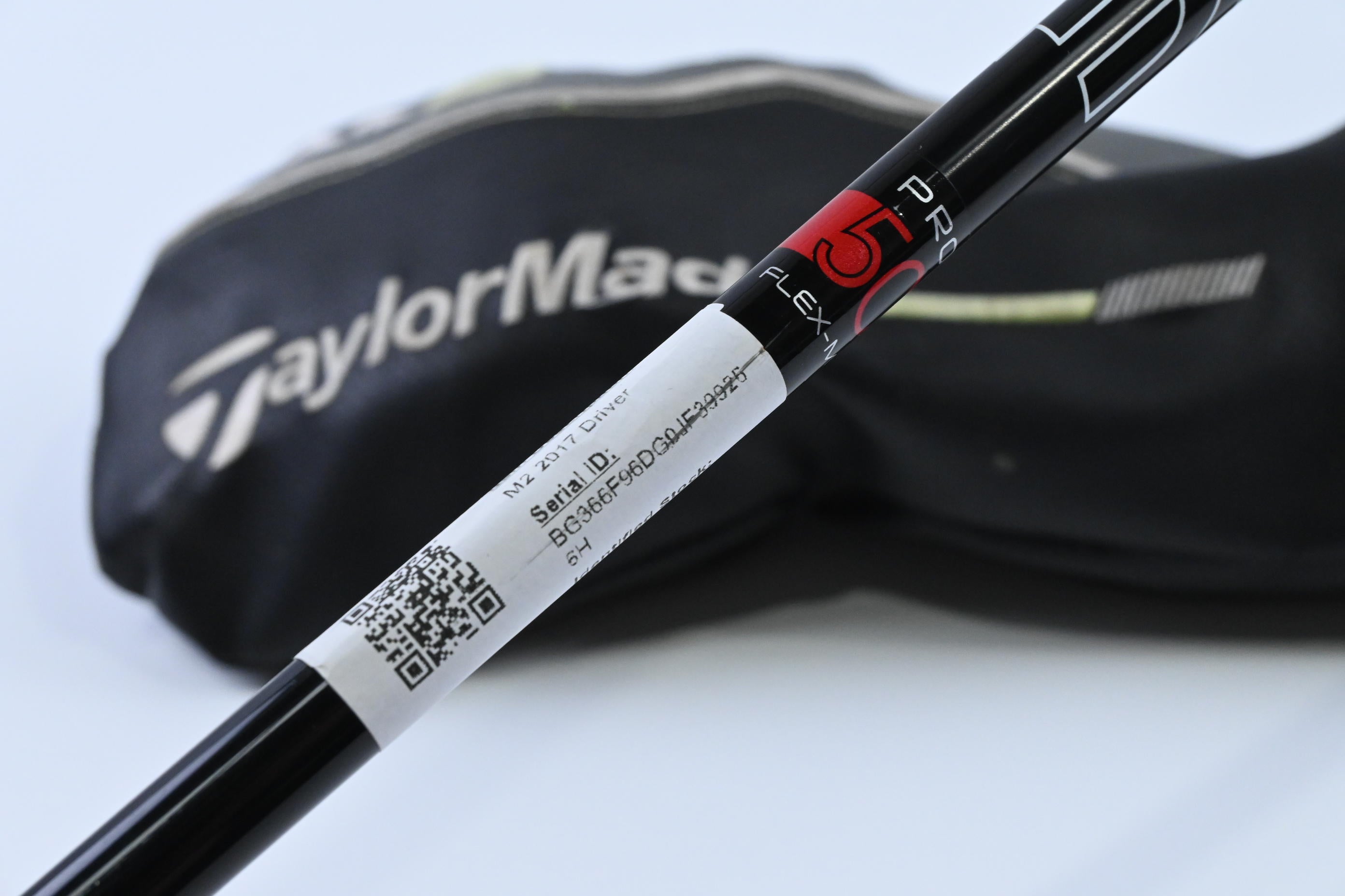 Left Hand Taylormade M2 2017 Driver / 10.5 Degree / Senior Flex Fujikura Pro 50
