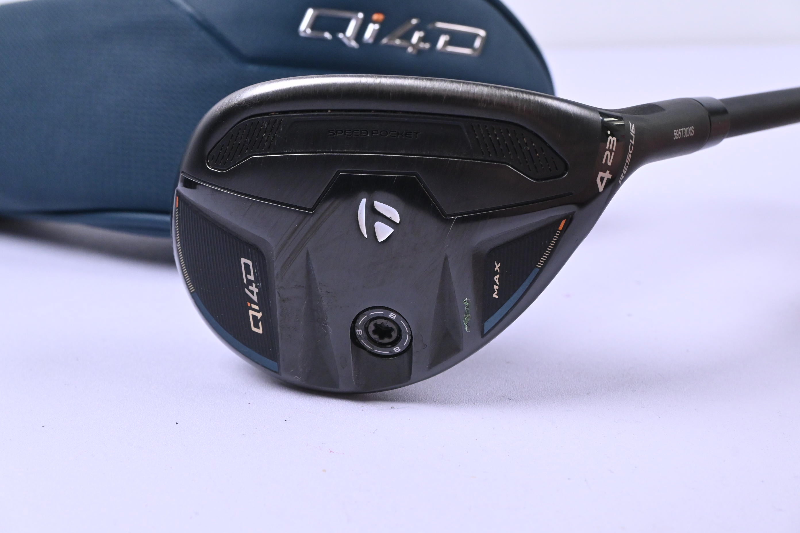 Taylormade Qi4D Max #4 Hybrid / 23 Degree / Regular Flex KBS REAX 50 Shaft