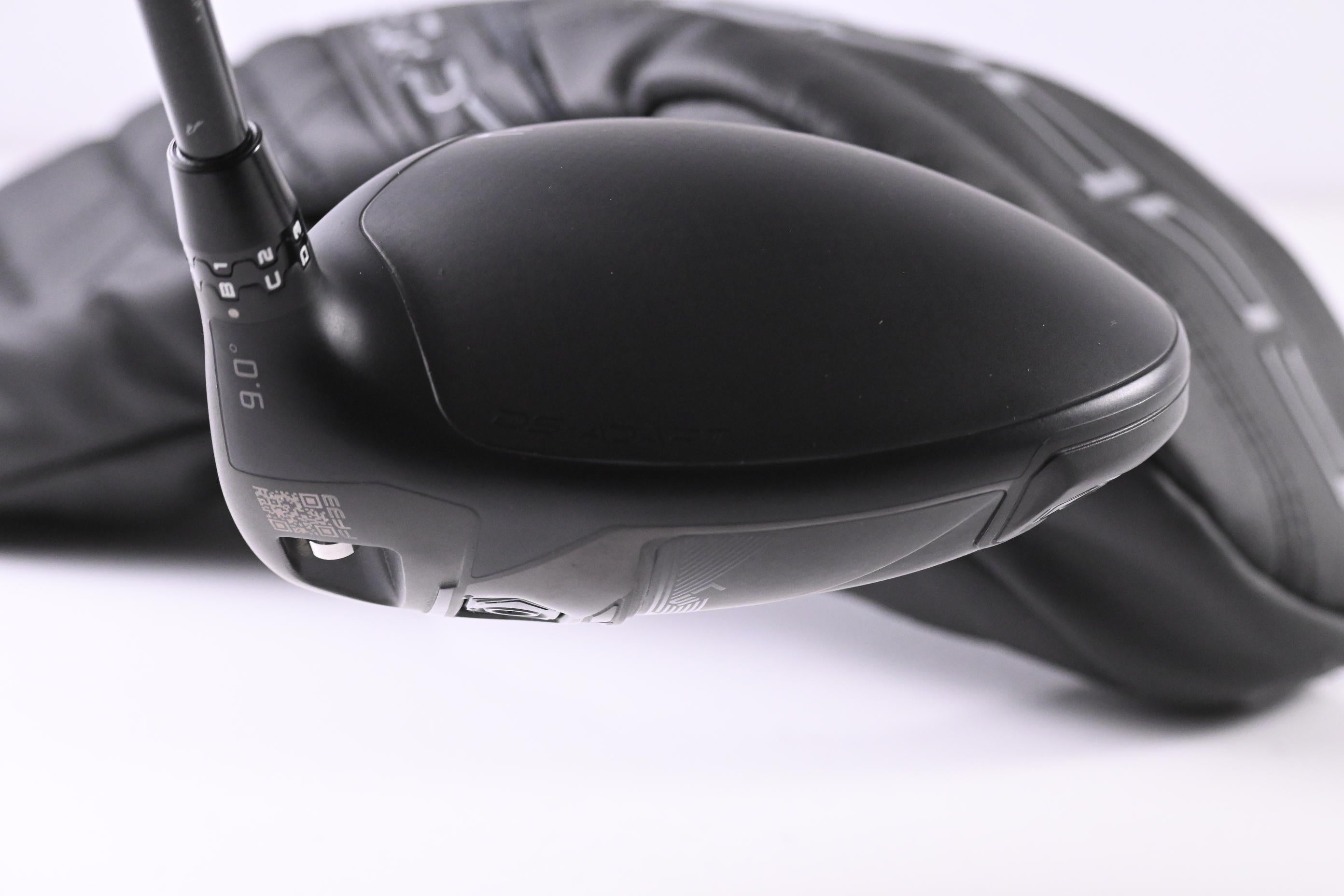 Cobra DS-Adapt LS Driver / 9 Degree / Stiff Flex Denali Black 60 Shaft