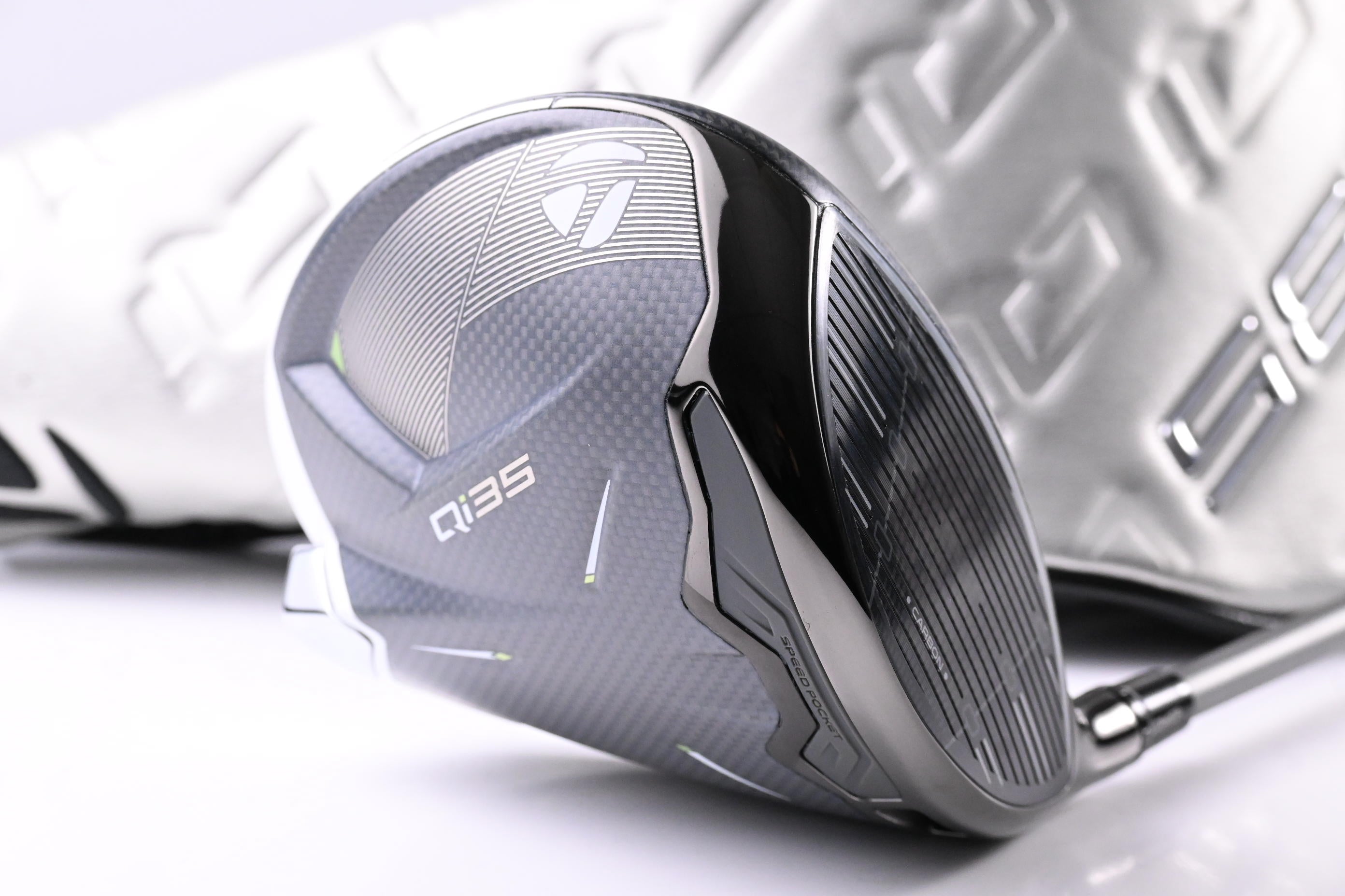 Taylormade Qi35 Max Lite Driver / 12 Degree / Regular Flex Fujikura Air Speeder