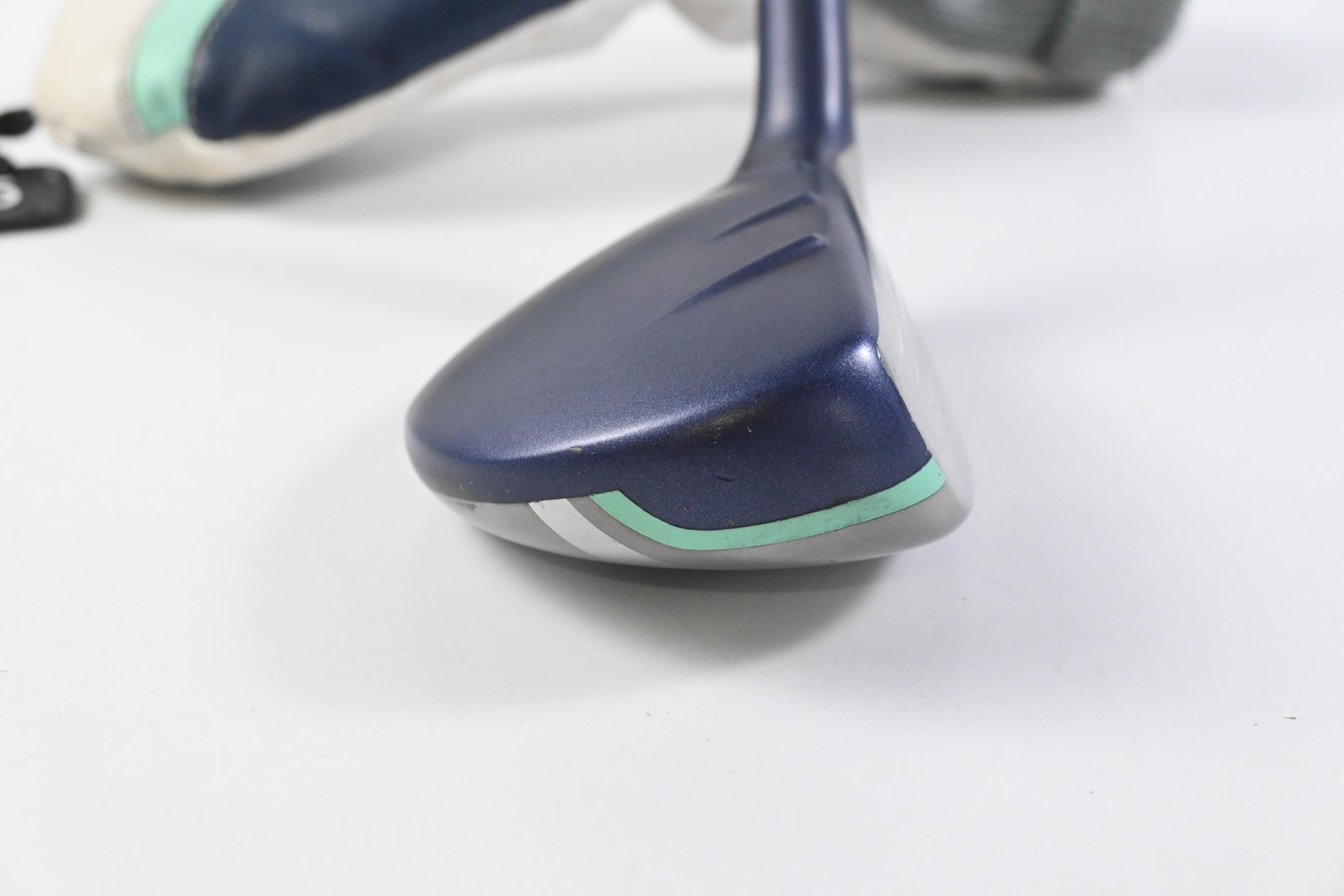 Ladies Ping G Le #5 Hybrid / 26 Degree / Ladies Flex Ping ULT 230 Shaft
