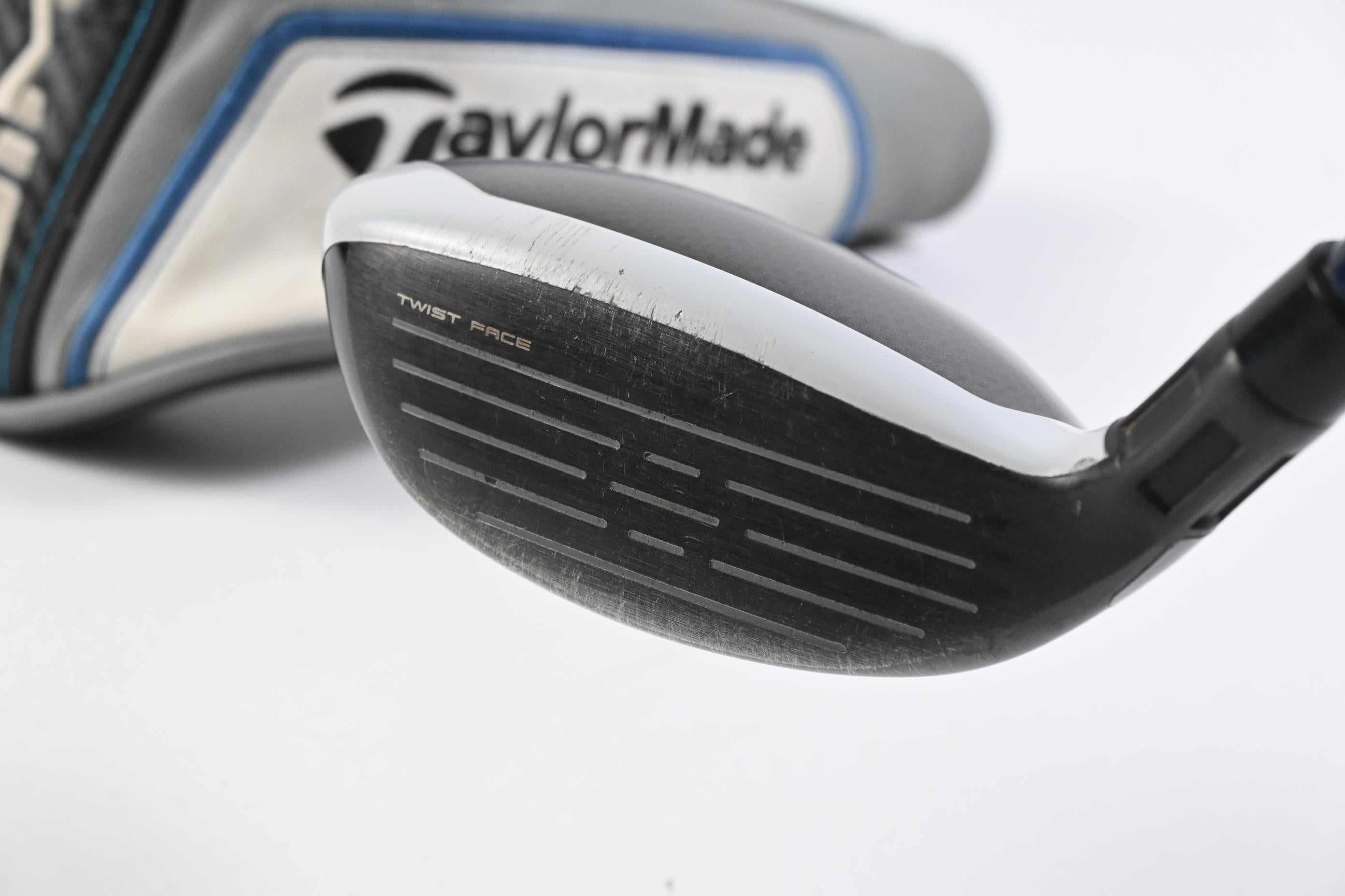 Taylormade SIM Max #3 Hybrid / 19 Degree / Stiff Flex Fujikura Ventus Blue 7
