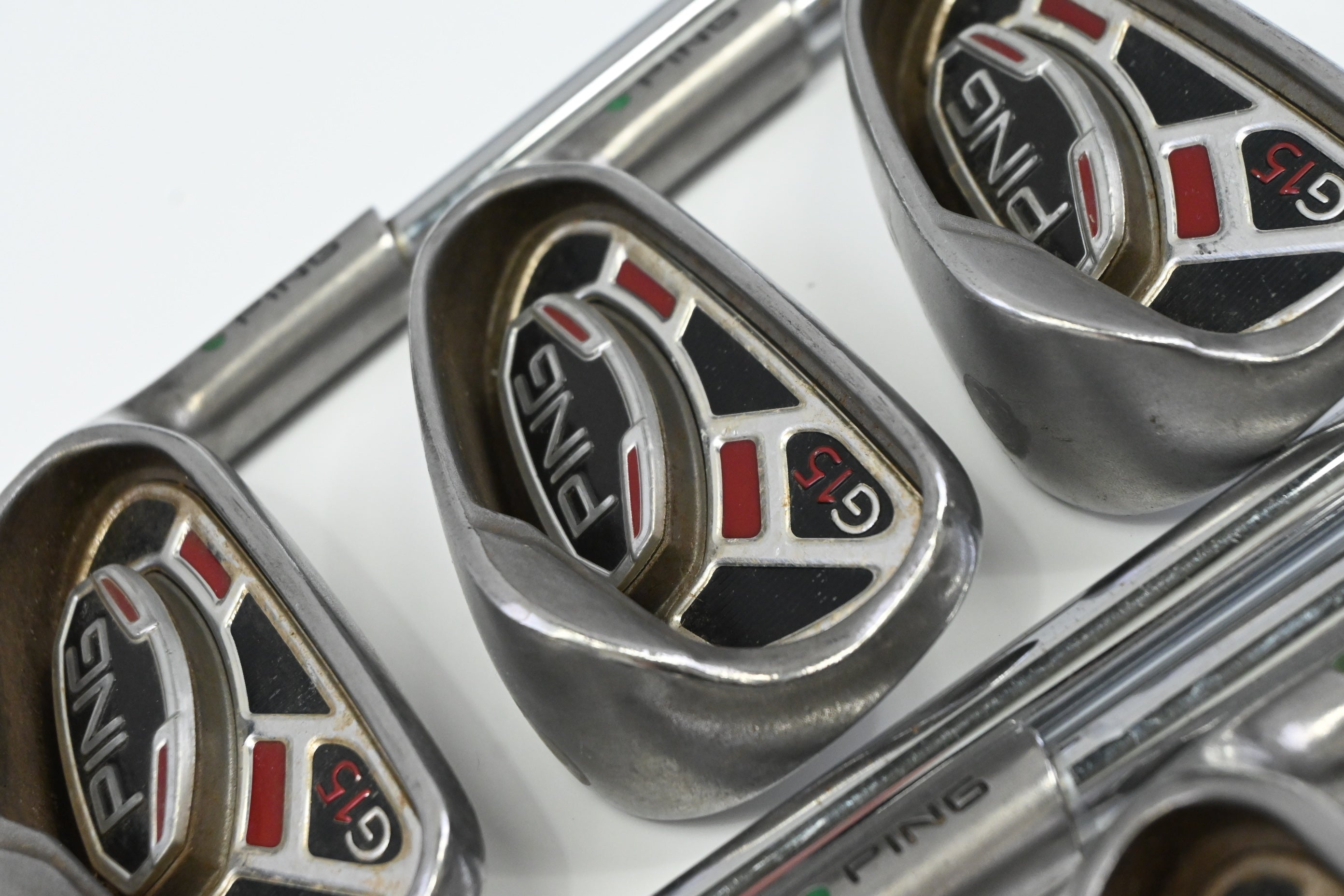 Ping G15 Irons / 5-PW+SW / Green Dot / Regular Flex Ping AWT Shafts