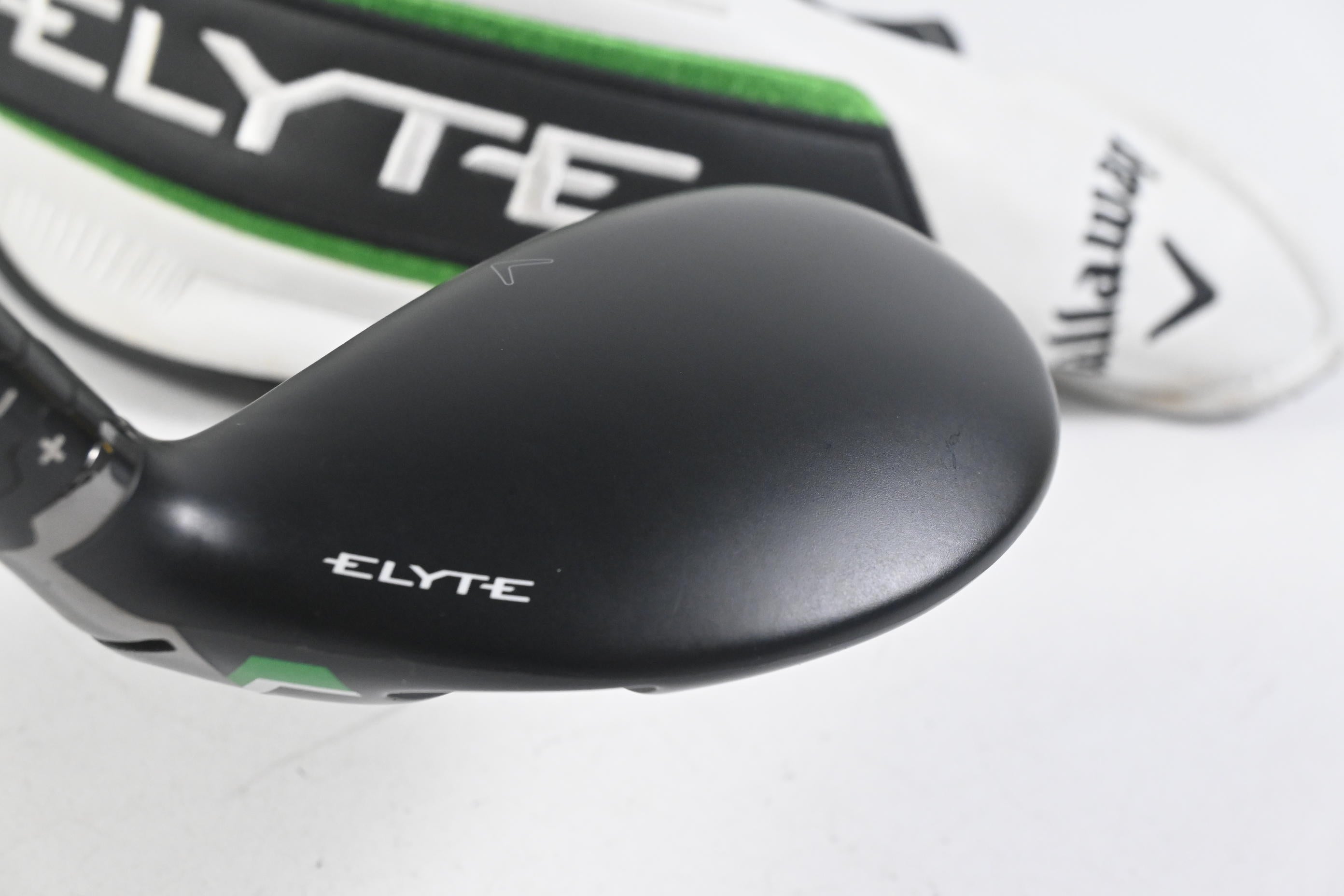 Callaway Elyte #4 Hybrid / 22 Degree / Regular Flex Denali Charcoal 60 Shaft