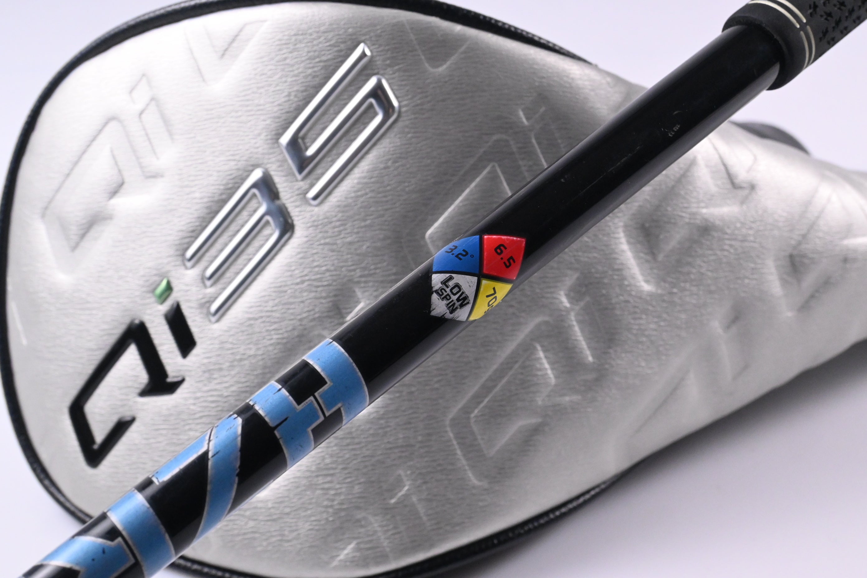 Left Hand Taylormade Qi35 Max Driver / 10.5 Degree / X-Flex HZRDUS Smoke RDX