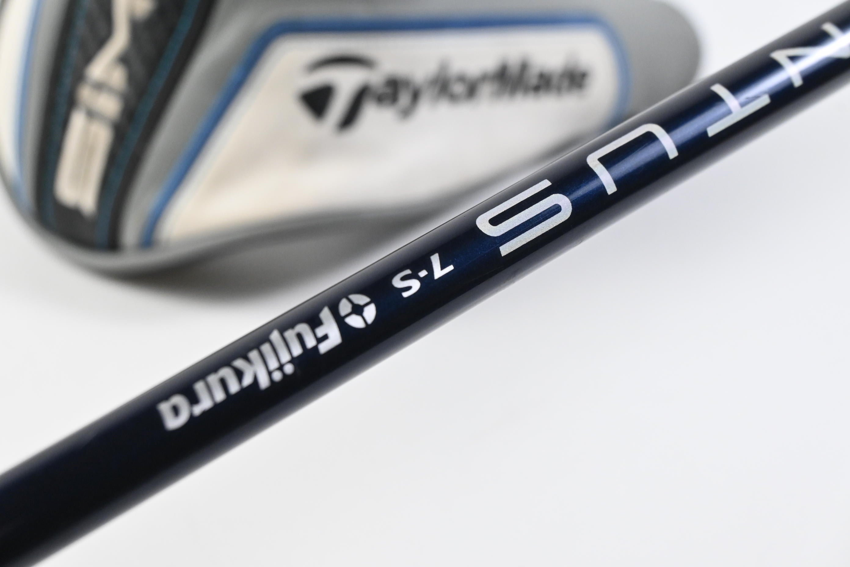 Taylormade SIM Max #3 Hybrid / 19 Degree / Stiff Flex Fujikura Ventus Blue 7