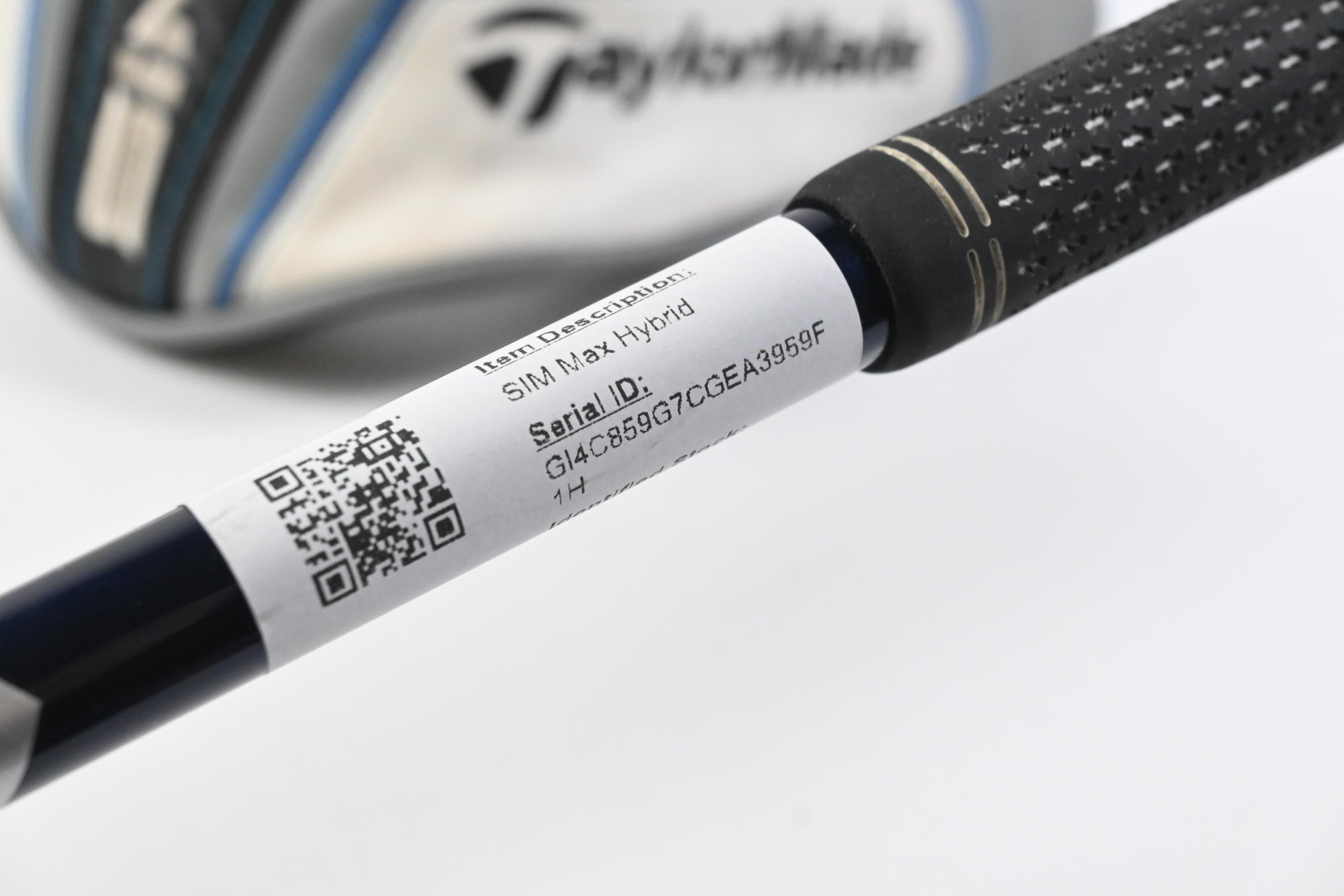 Taylormade SIM Max #3 Hybrid / 19 Degree / Stiff Flex Fujikura Ventus Blue 7