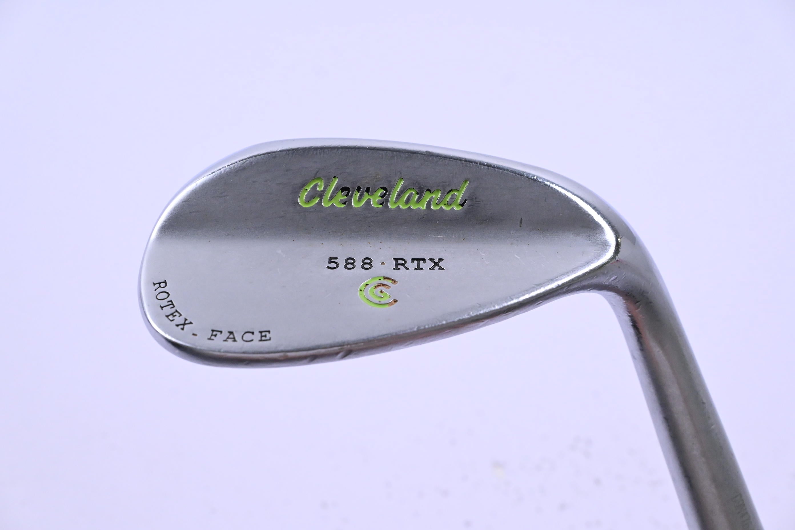 Cleveland 588 RTX Sand Wedge / 56 Degree / Wedge Flex Dynamic Gold Shaft
