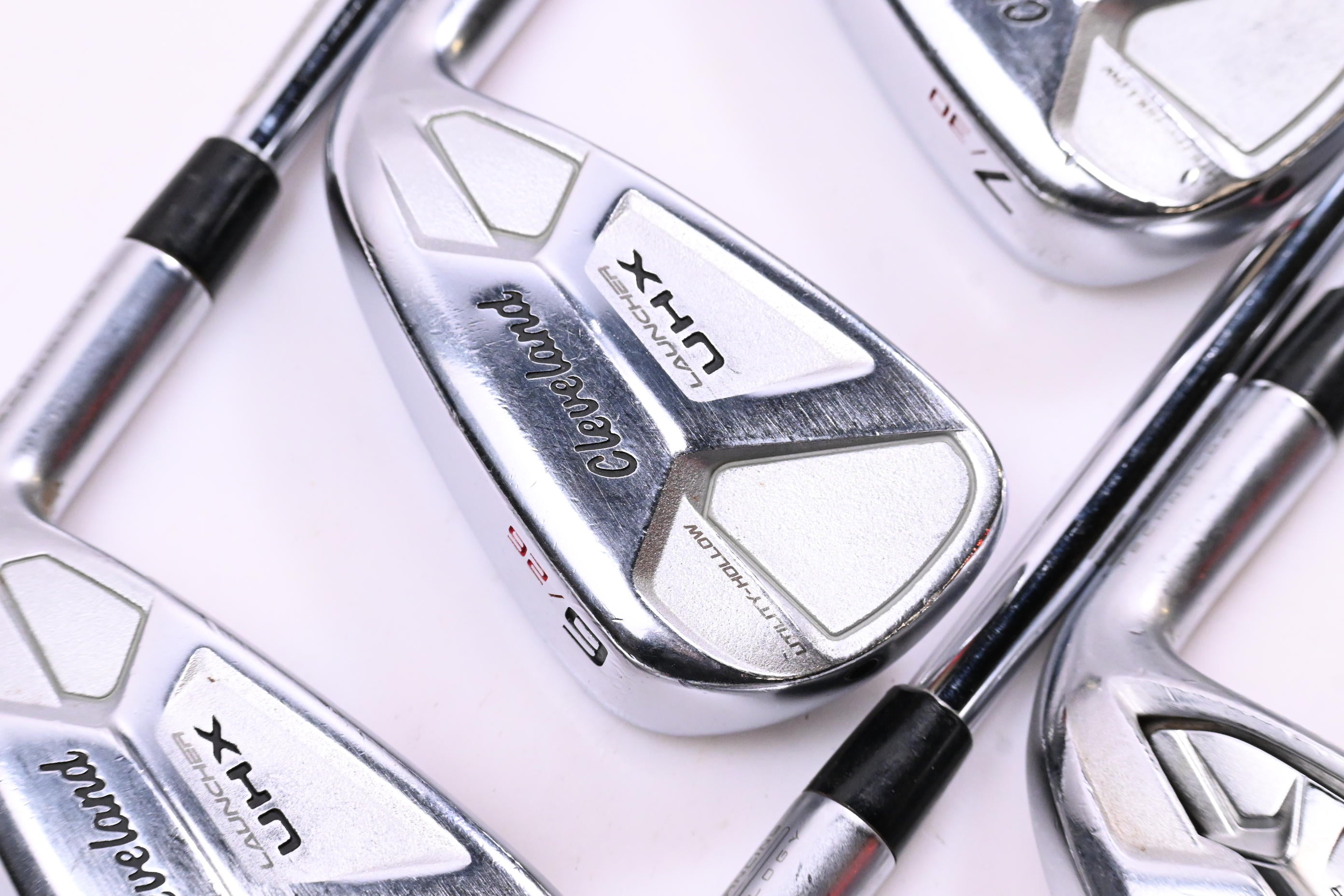 Cleveland Launcher UHX Irons / 5-PW / Regular Flex Dynamic Gold DST 98 R300