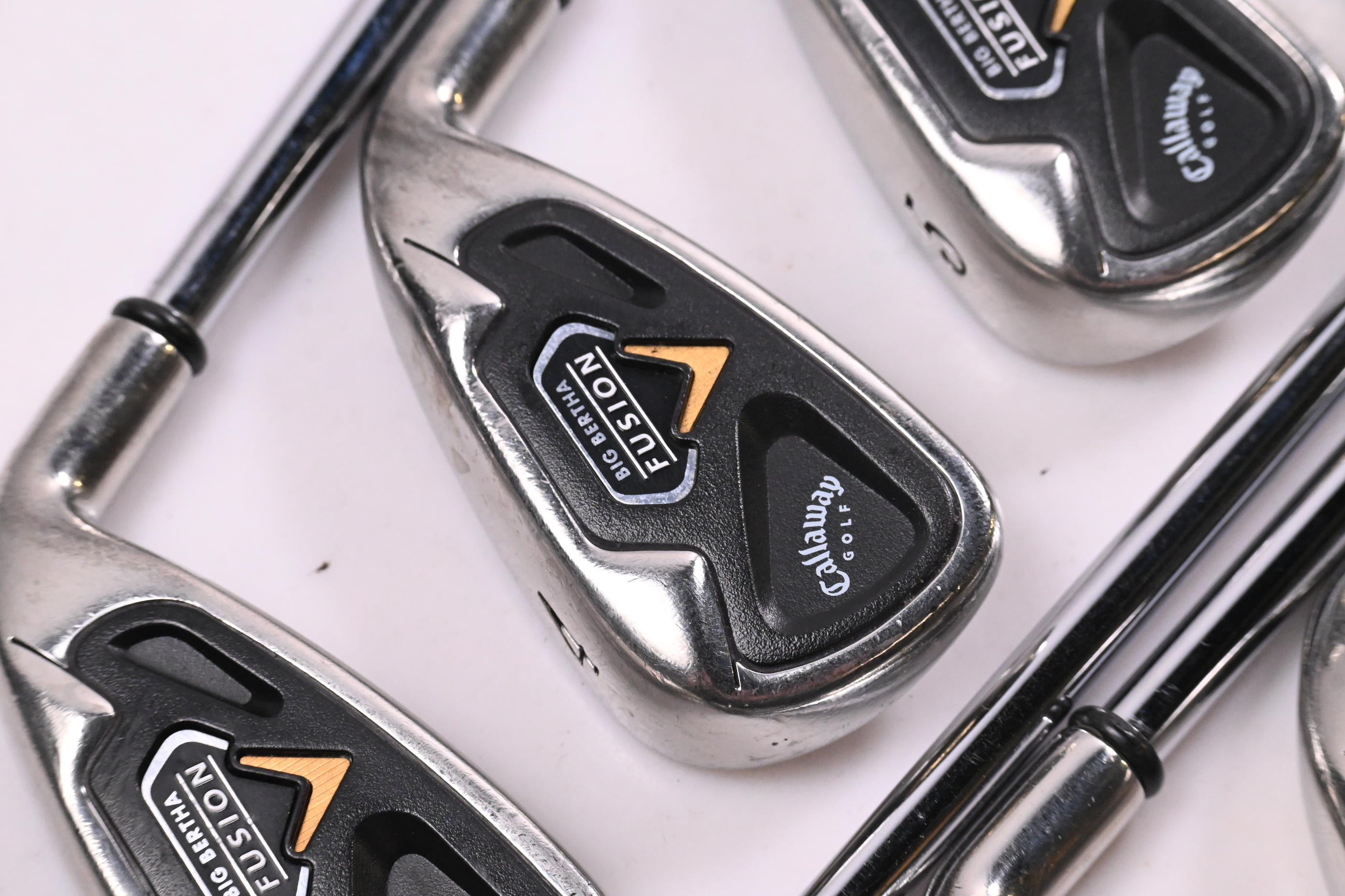 Callaway Big Bertha Fusion Irons / 3-PW+SW / UniFlex Callaway Shafts