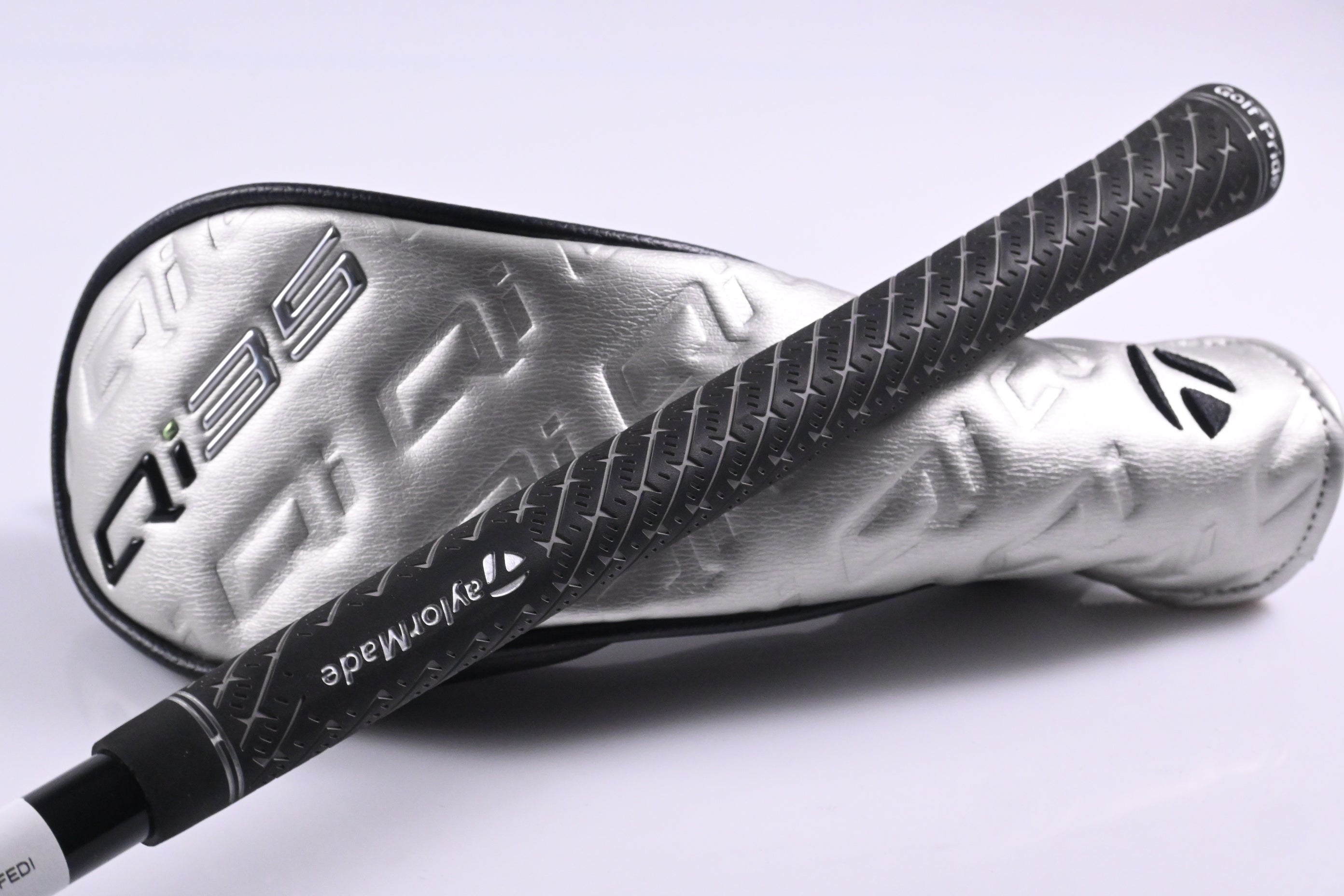 Taylormade Qi35 Max #4 Hybrid / 23 Degree / Regular Flex KBS MAX HL 60 Shaft