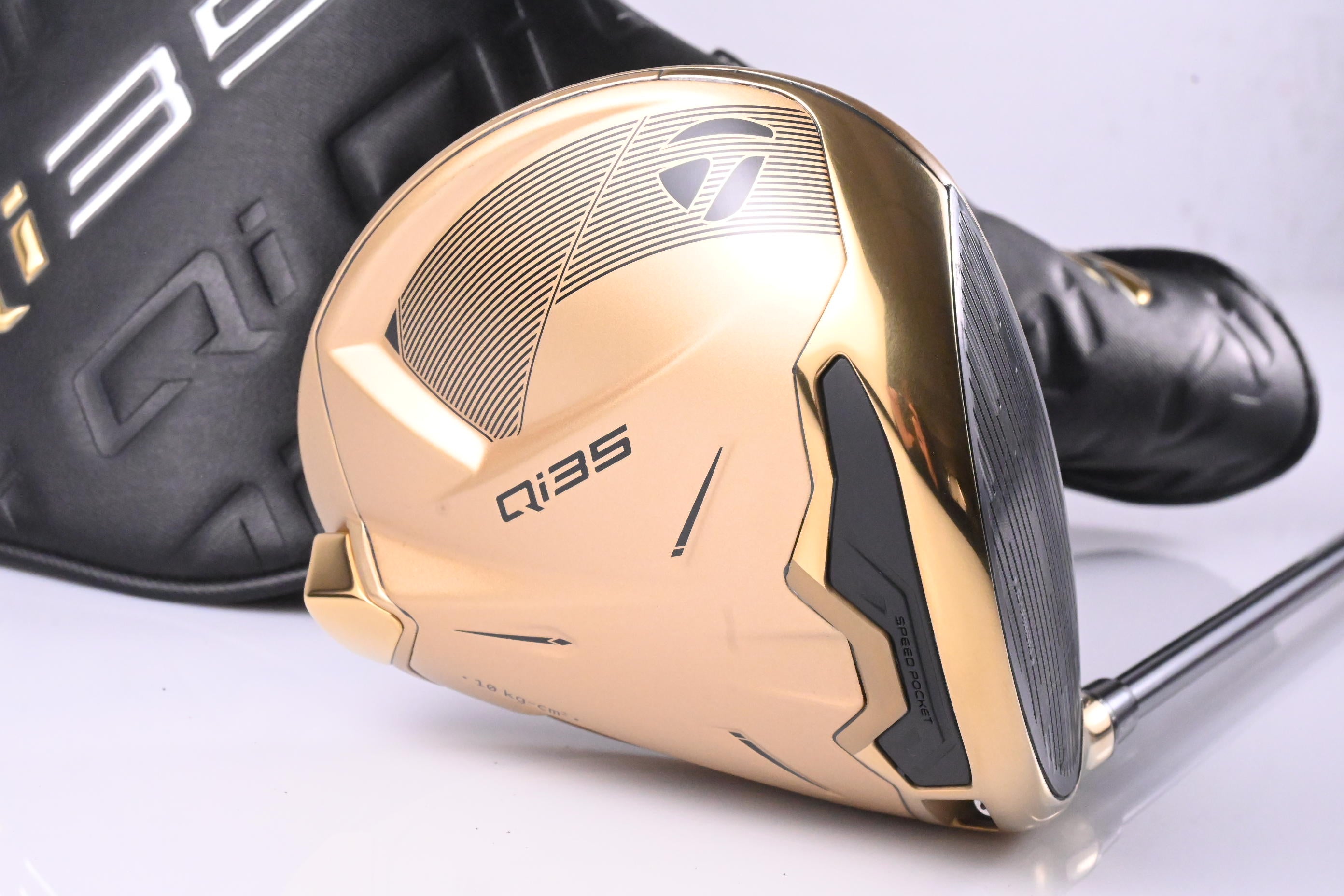 Taylormade Qi35 Max Designer Series Driver / 10.5 Degree / Regular Flex Shaft