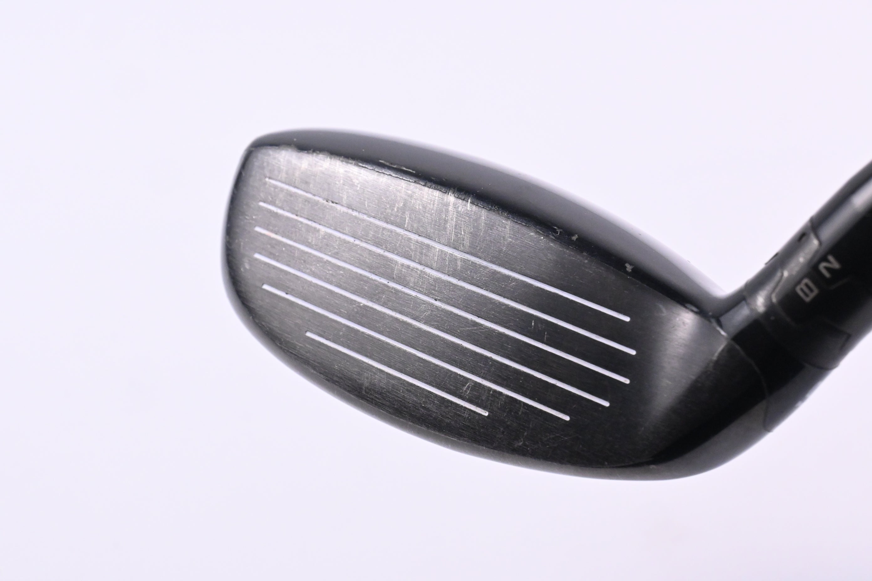 Titleist 915H #2 Hybrid / 18 Degree / Stiff Flex Aldila Rogue Silver 85 Shaft