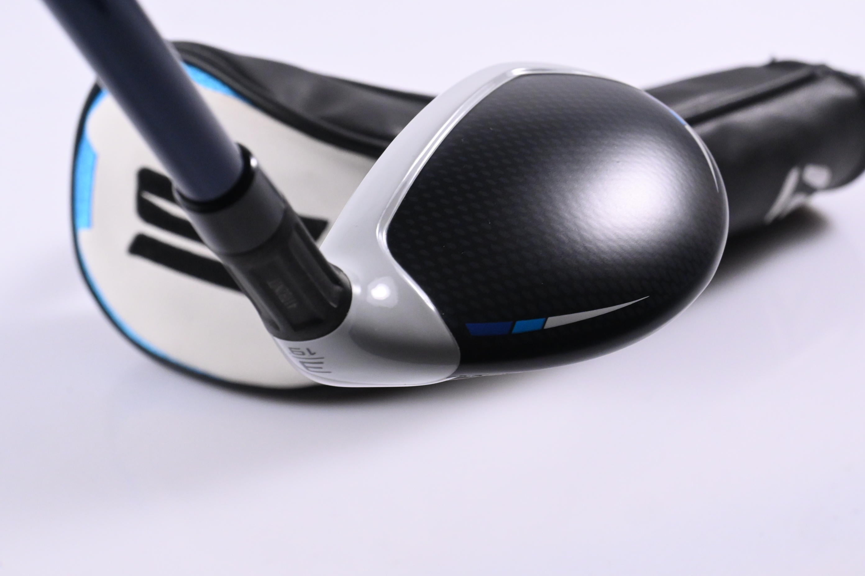 Taylormade SIM2 Max #3 Hybrid / 19 Degree / Stiff Flex Ventus Blue 7 Shaft