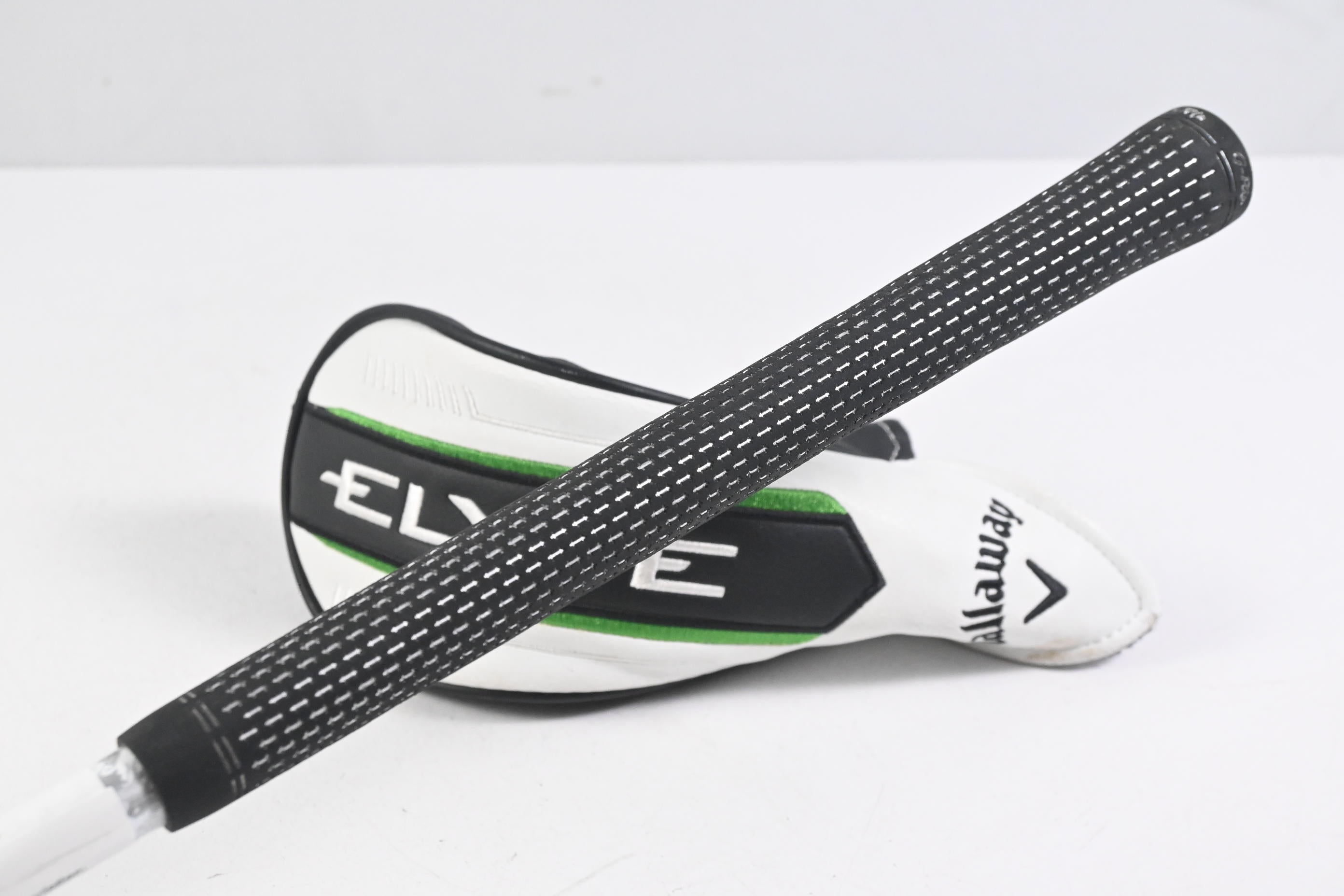 Callaway Elyte #4 Hybrid / 22 Degree / Regular Flex Denali Charcoal 60 Shaft