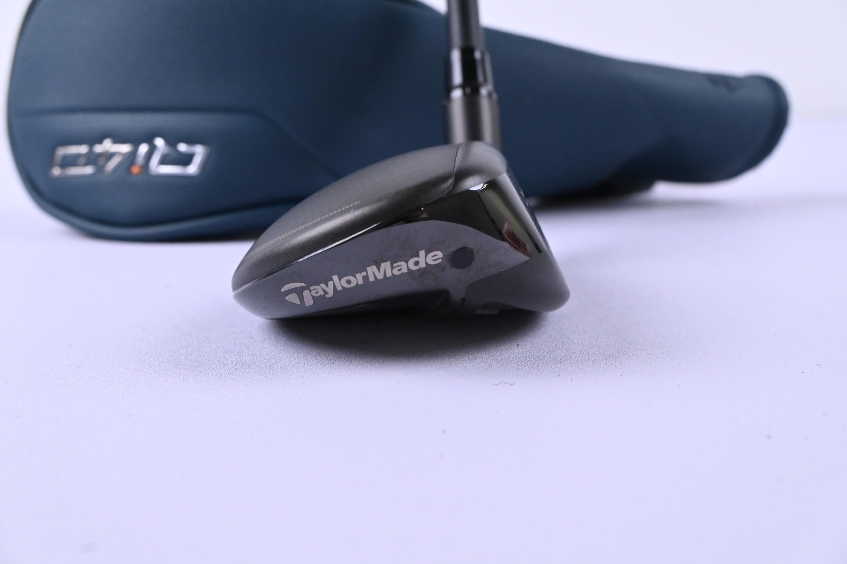 Taylormade Qi4D #4 Hybrid / 22 Degree / Regular Flex KBS REAX 65 Shaft