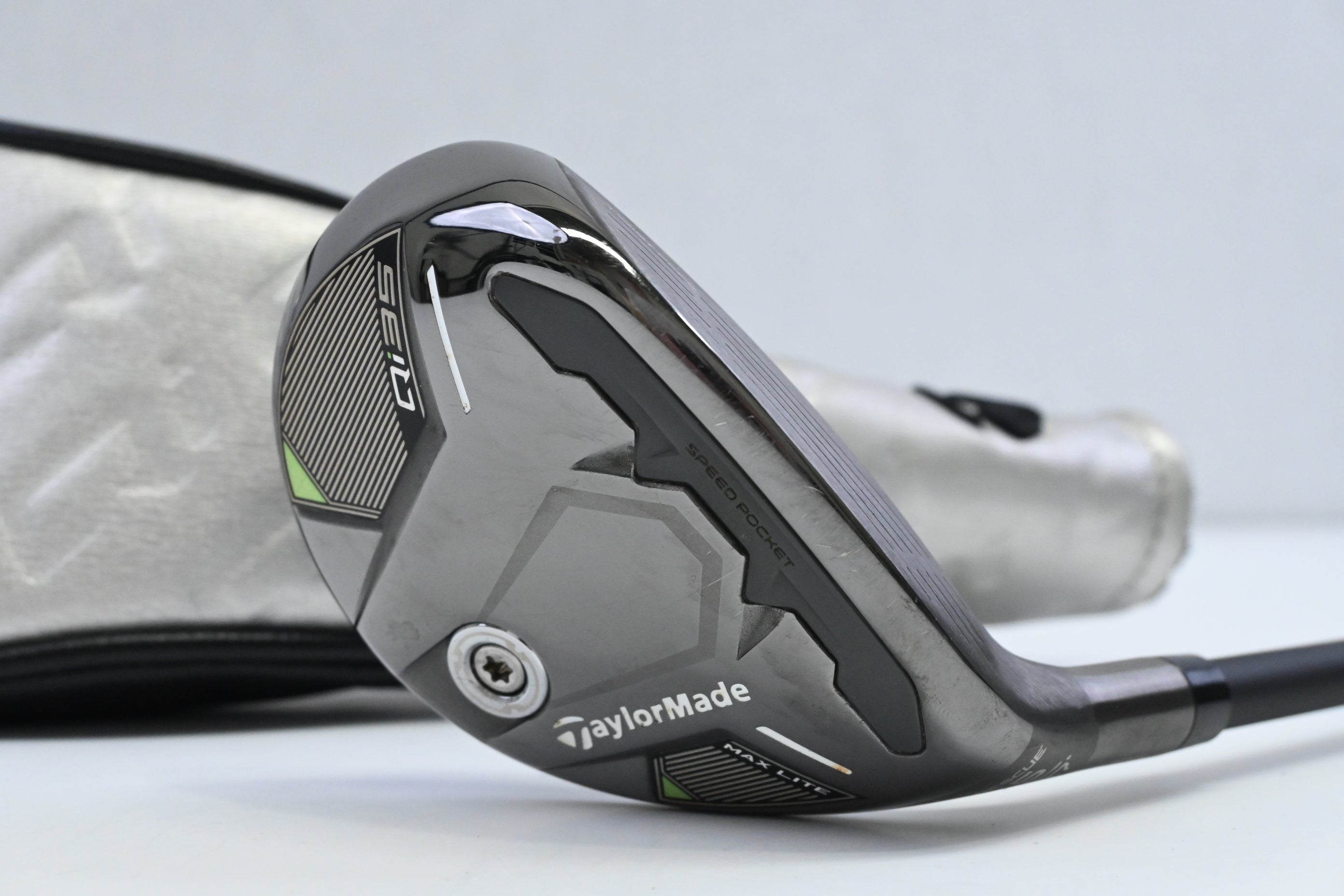 Taylormade Qi35 Max Lite #5 Hybrid / 27 Degree / Regular Flex Vanquish 5 Shaft