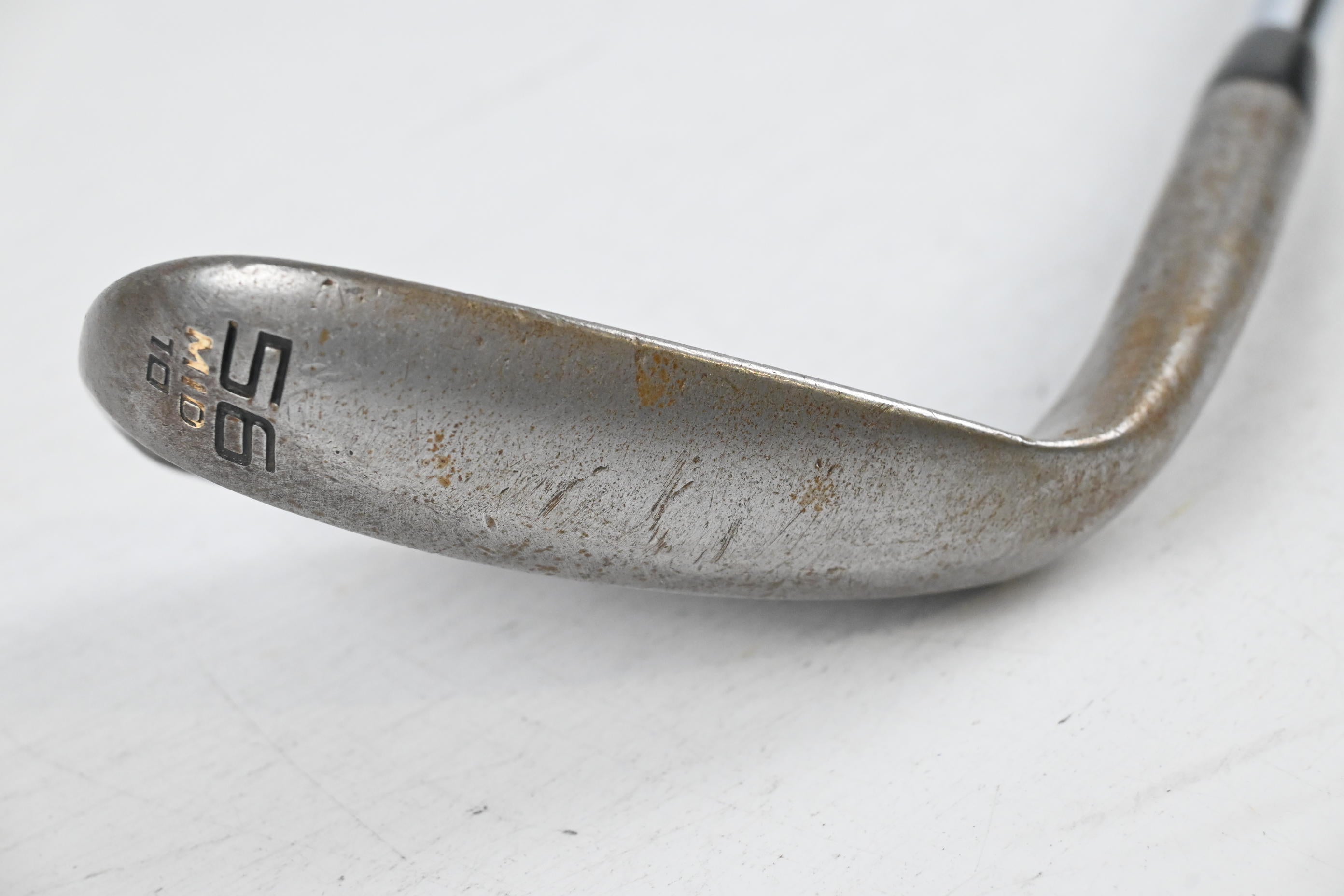 Cleveland RTX ZipCore Sand Wedge / 56 Degree / Regular Flex KBS Tour 105 Shaft