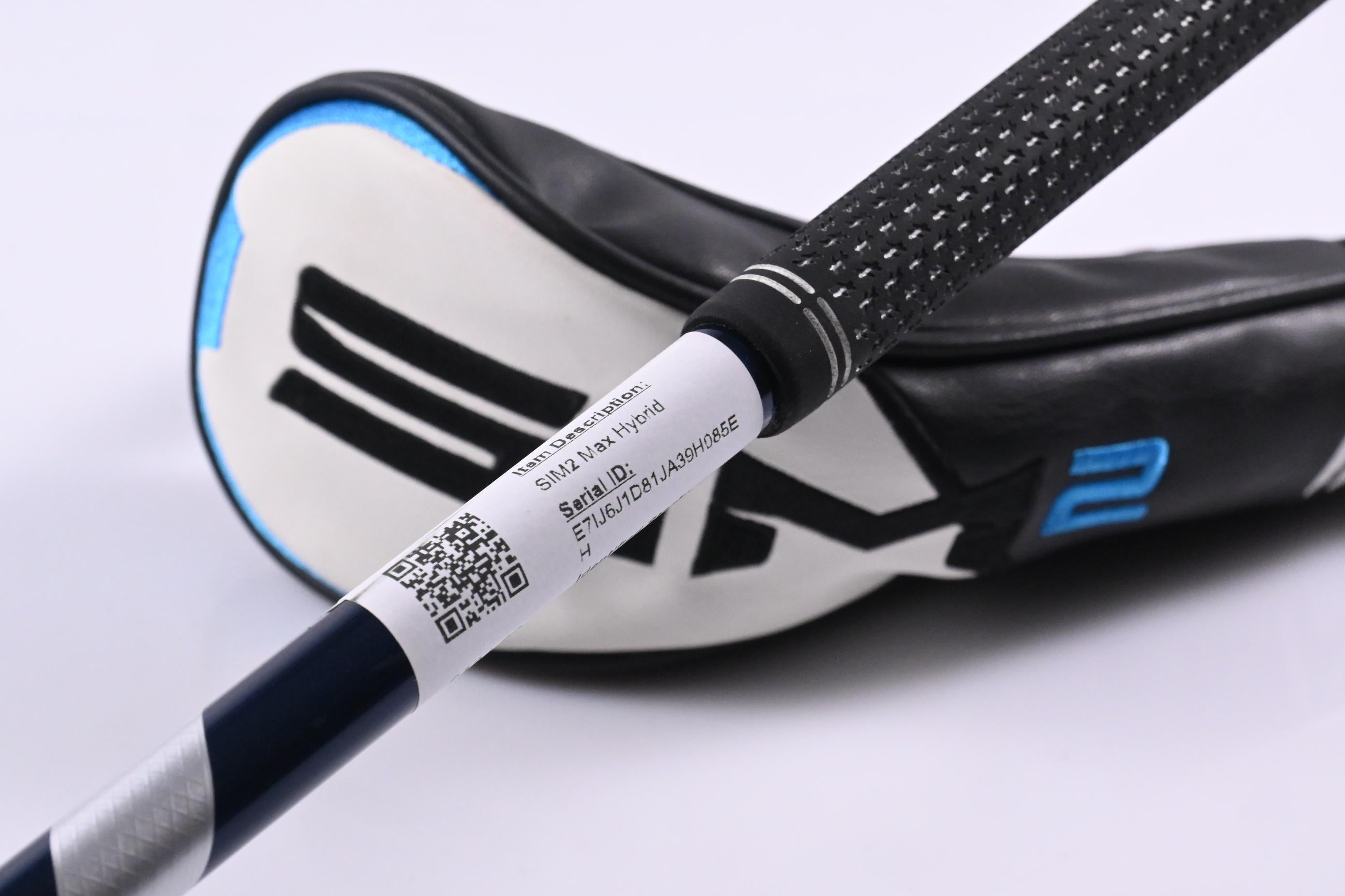 Taylormade SIM2 Max #3 Hybrid / 19 Degree / Stiff Flex Ventus Blue 7 Shaft