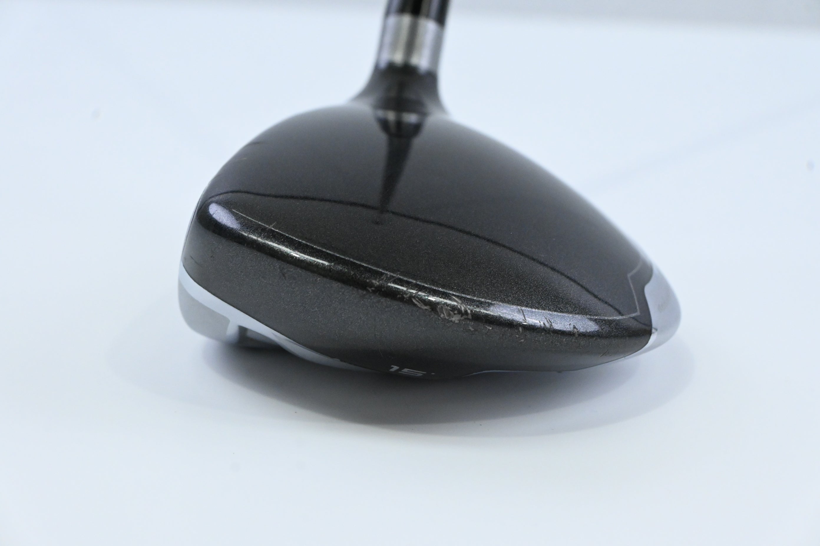 Left Hand Taylormade SLDR #3 Wood / 15 Degree / Regular Flex Fujikura Speeder 77