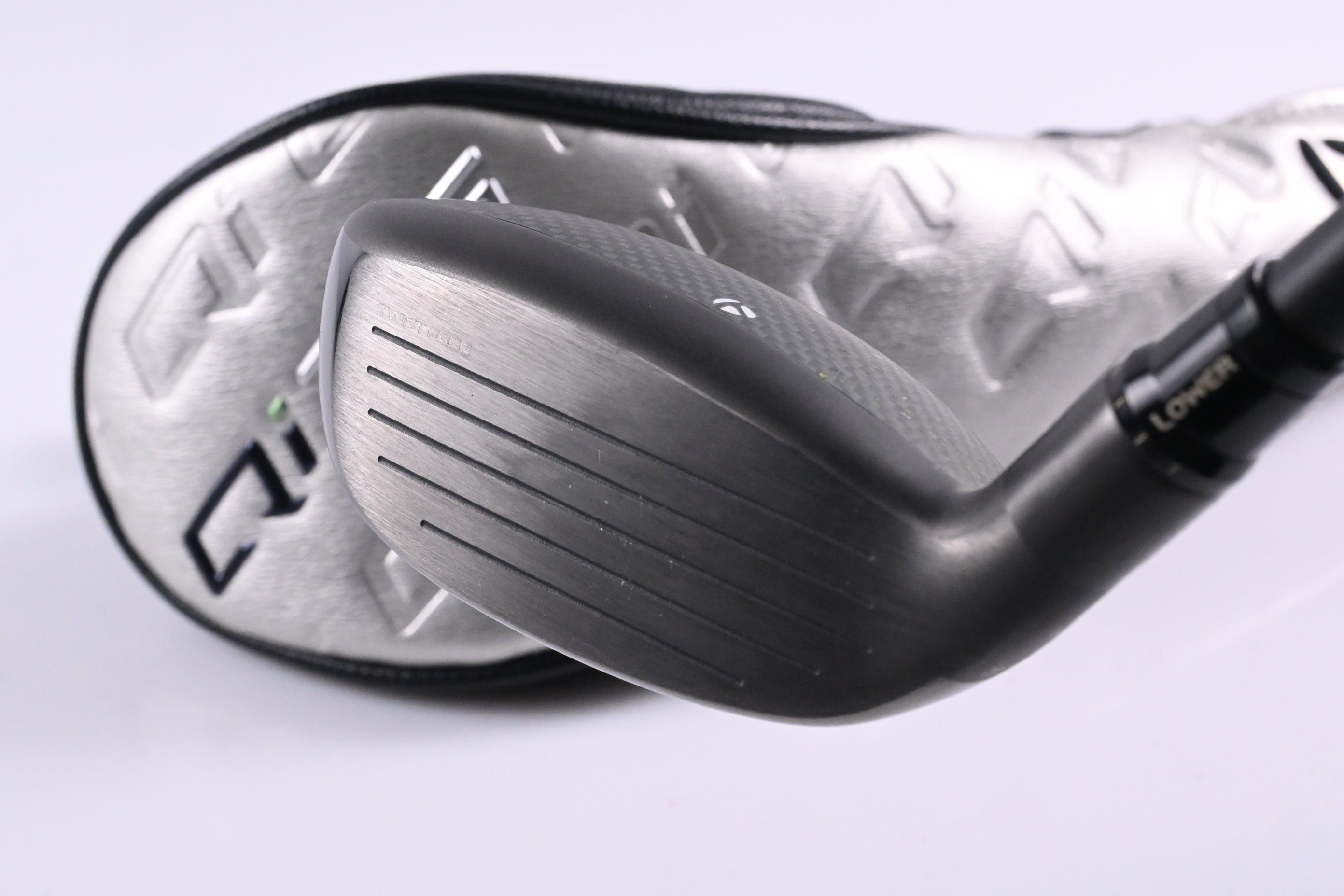 Taylormade Qi35 #3 Hybrid / 19 Degree / Regular Flex Fujikura Ventus Blue 6