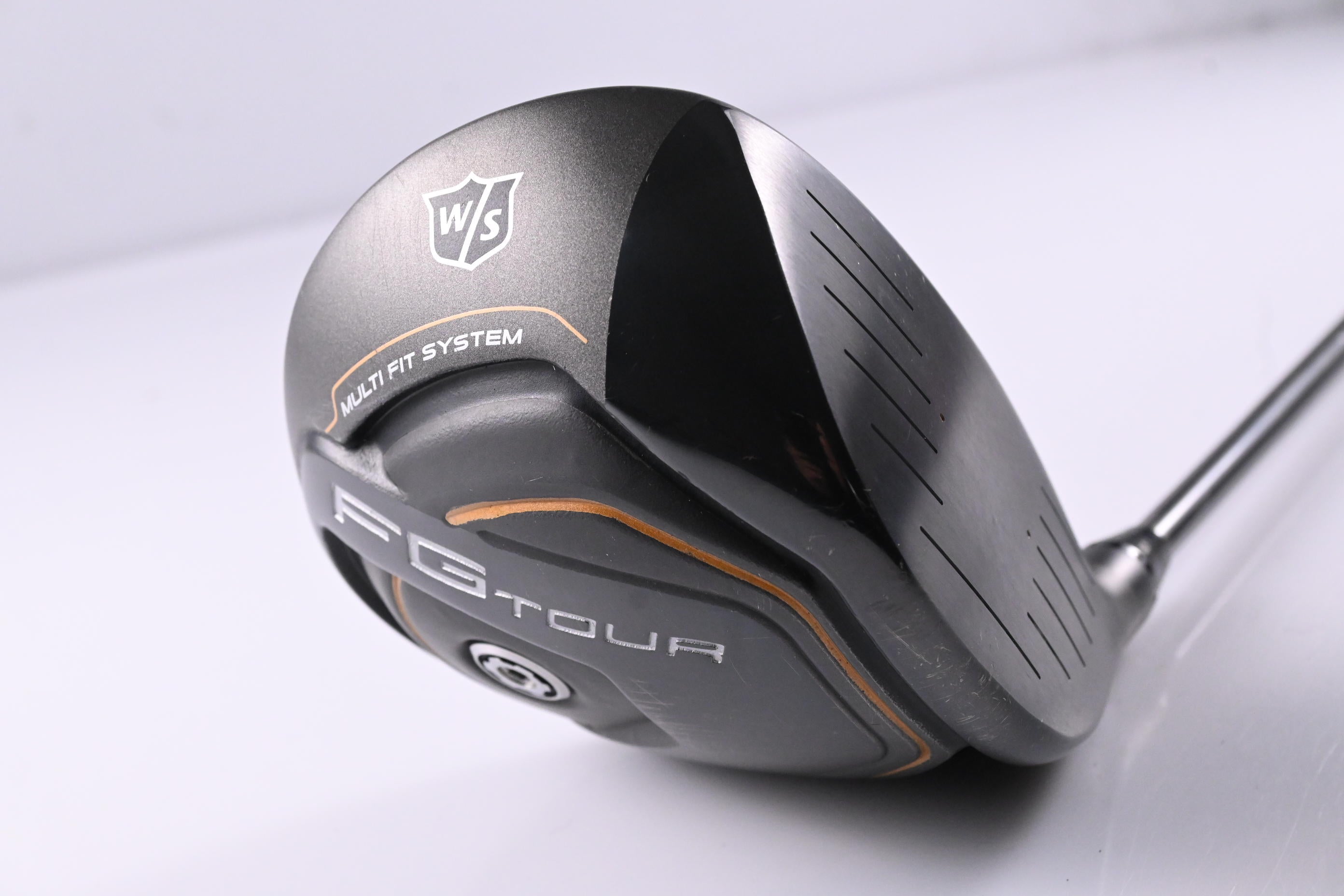 Wilson Staff FG Tour M3 Driver / 8.5-11.5 Degree / Regular Flex Aldila Phenom 50
