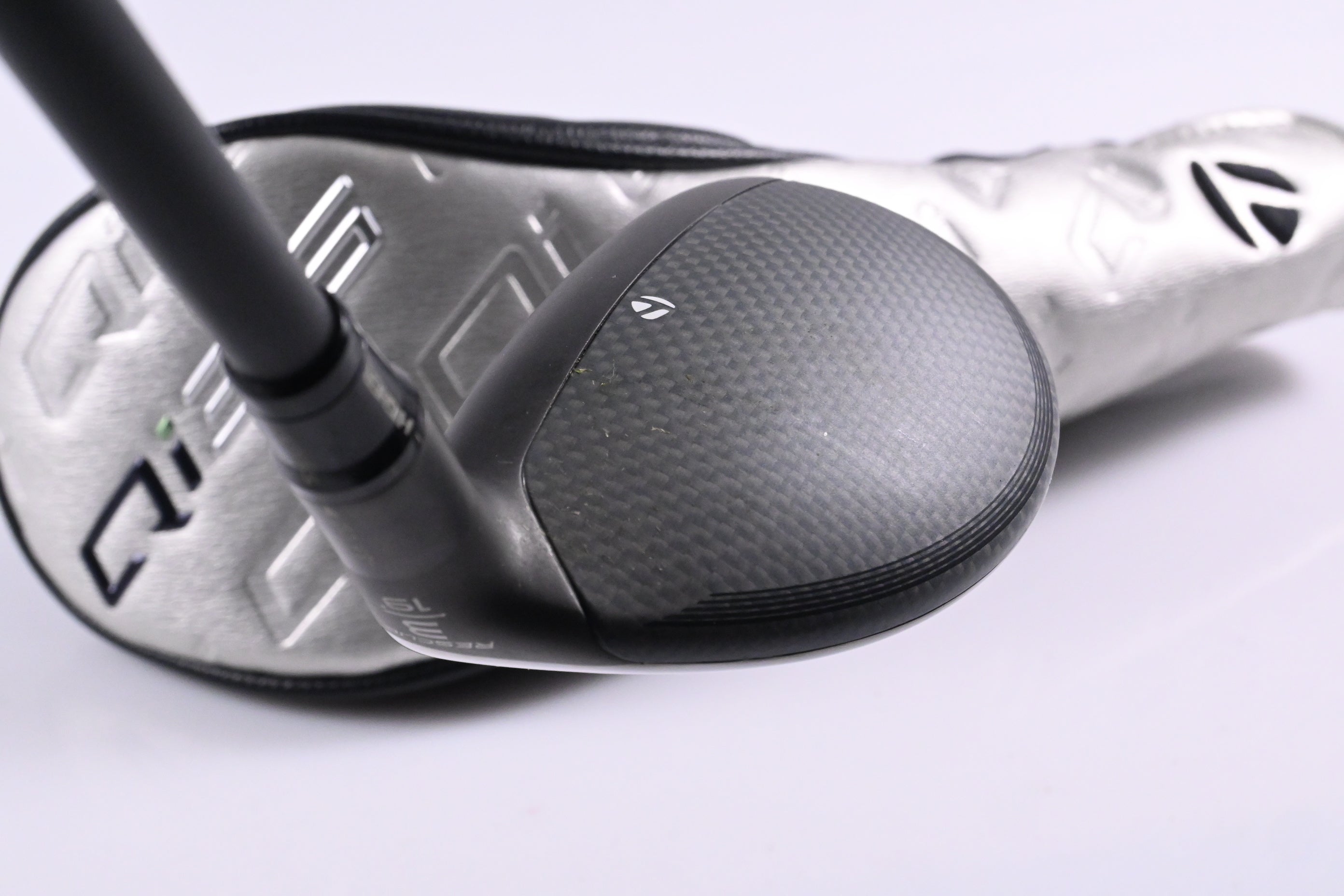 Taylormade Qi35 #3 Hybrid / 19 Degree / Regular Flex Fujikura Ventus Blue 6