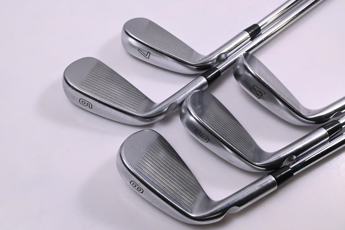 Ping i500 Irons / 6-PW / Green Dot / Regular Flex Dynamic Gold 105 R300 Shafts