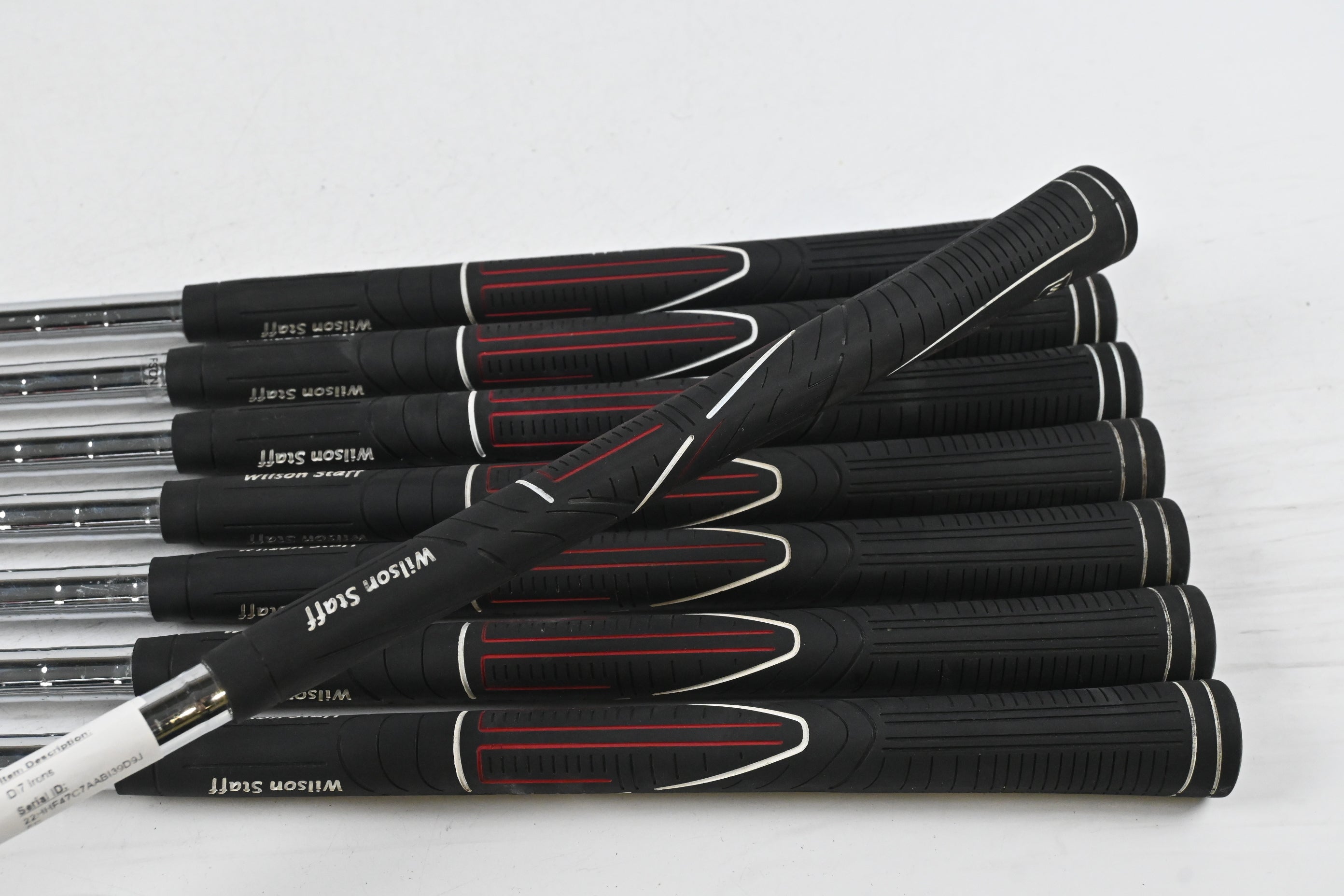 Wilson Di7 Irons / 4-PW+SW / Uniflex TX-105 Shafts