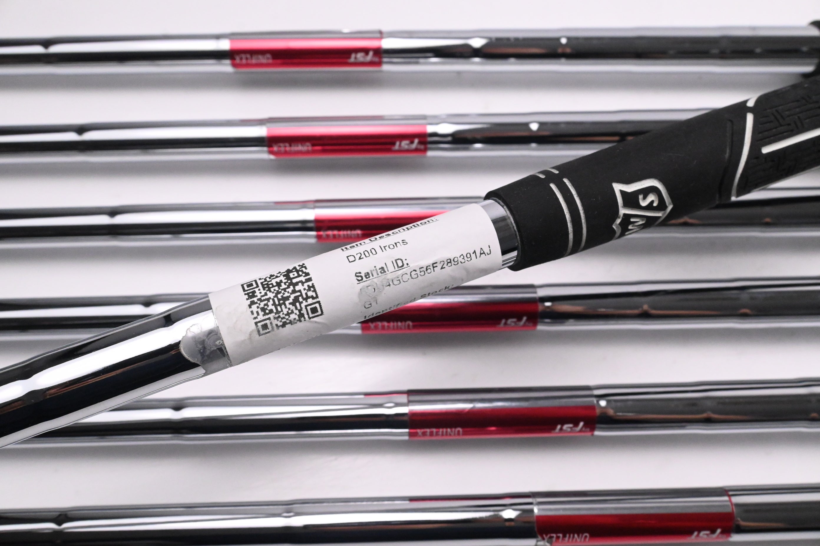 Wilson D200 Irons / 5-PW+SW / Uniflex Wilson D200 Shafts