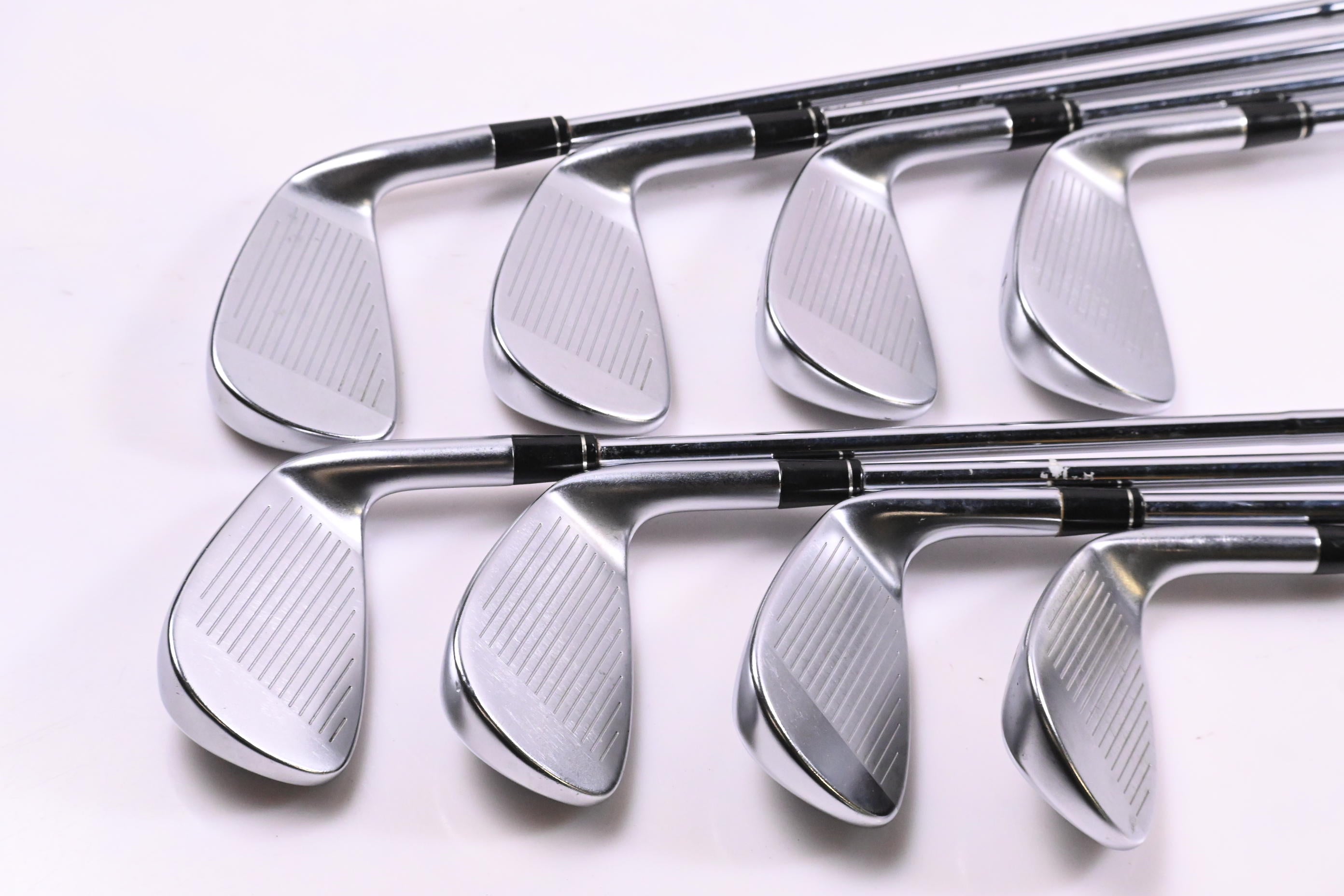 Left Hand Taylormade R9 Irons / 4-PW+SW / Regular Flex KBS Taylormade 90 Shafts
